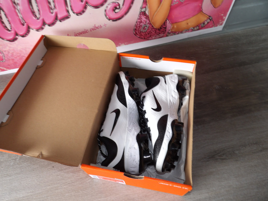 Nike Alpha Huarache Elite 4 Low MCS Baseball Cleats – White/Black (Size EU 9.5)