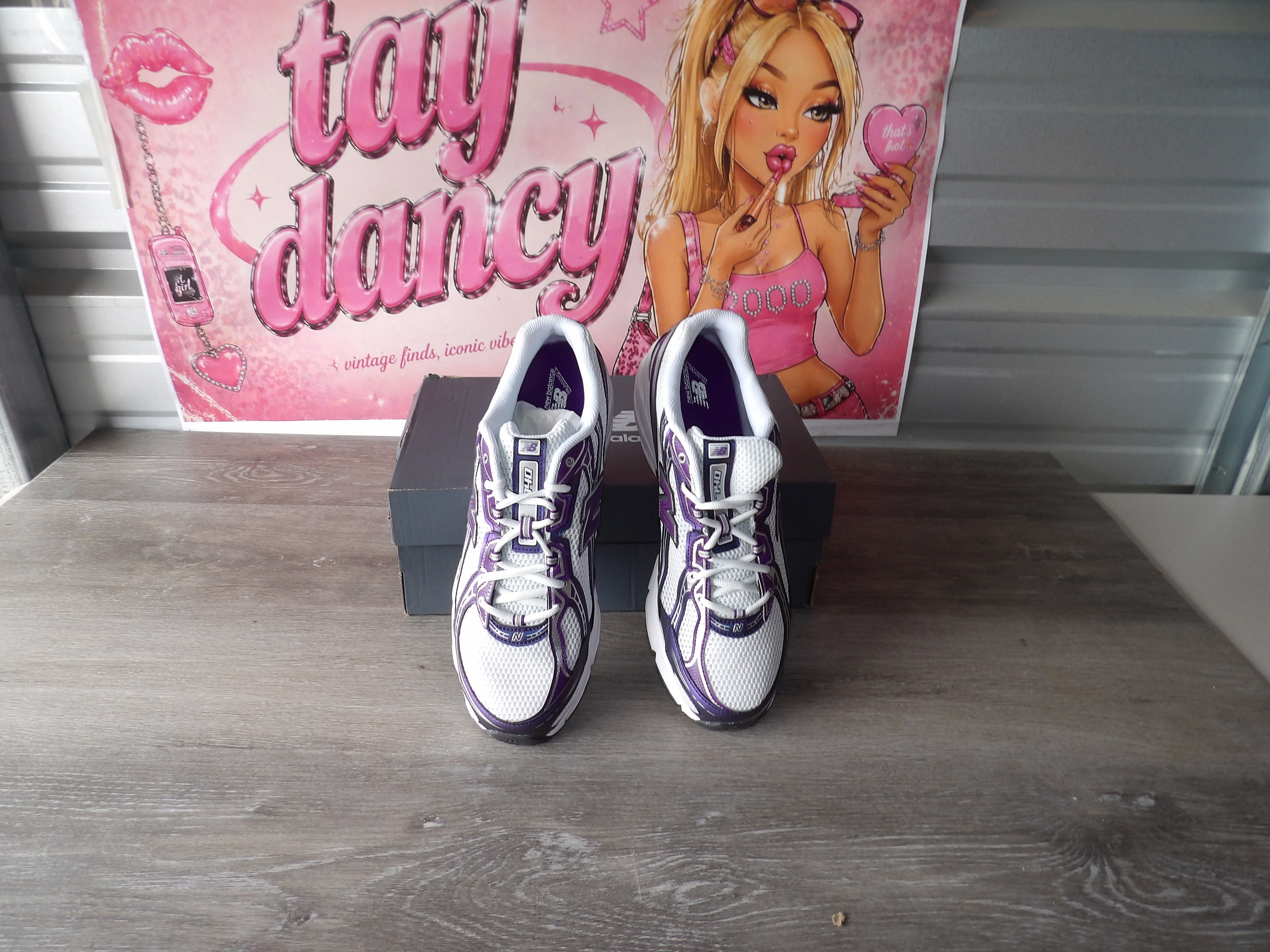 New Balance 740 Purple/White Sneaker – Purple/White (Size M 13, W 14.5)