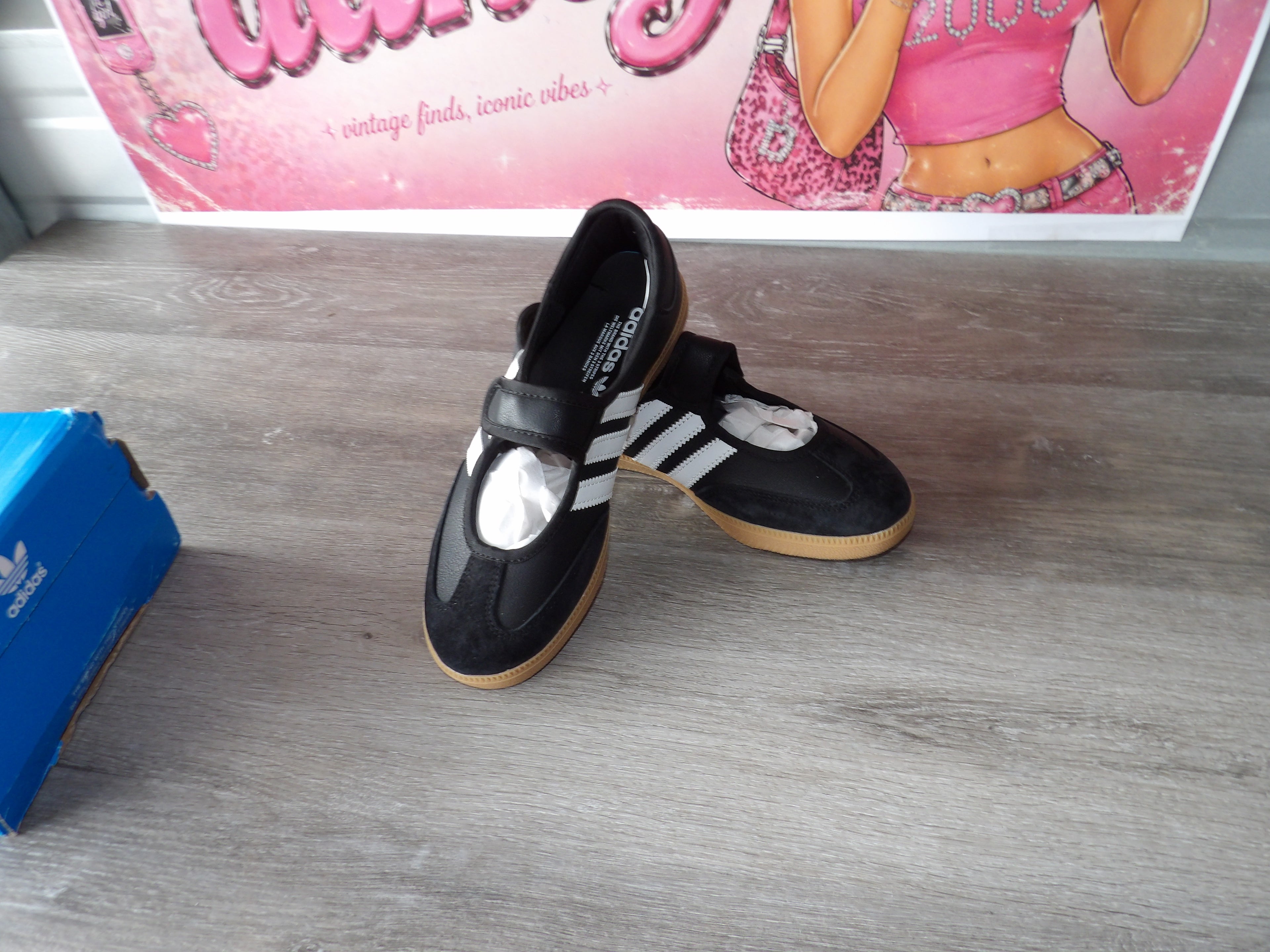 Adidas Women's Samba OG Sneaker – Black/White (Size US 7.5)