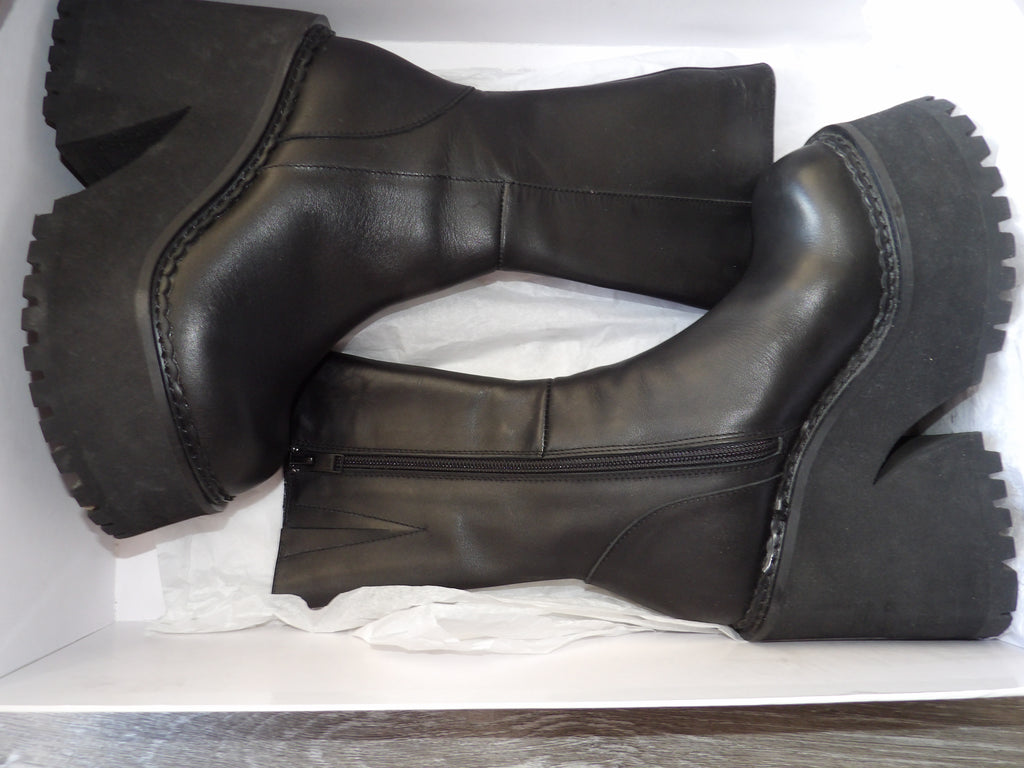 UNIF Parker Boot – Black (Size Women's 5)