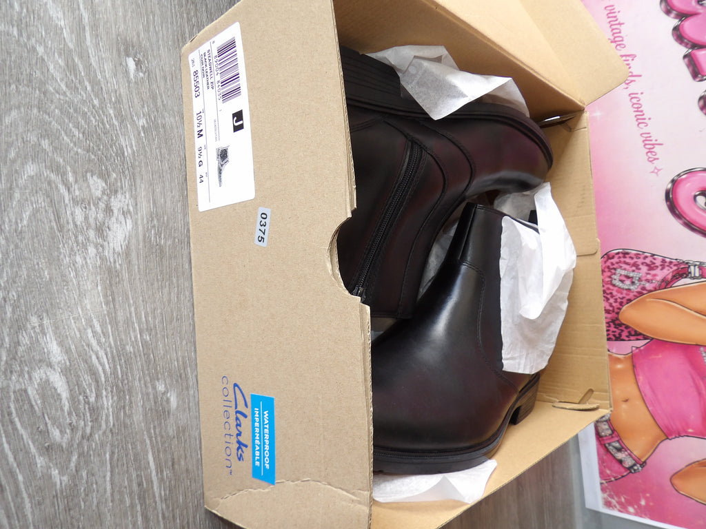 Clarks Steadwell Zip Boot – Black Leather (Size US 10.5)