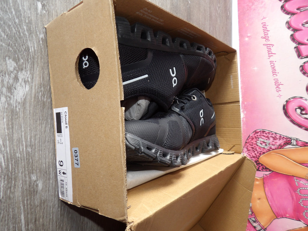 OnCloud Cloud 5 – All Black (Size US 9)