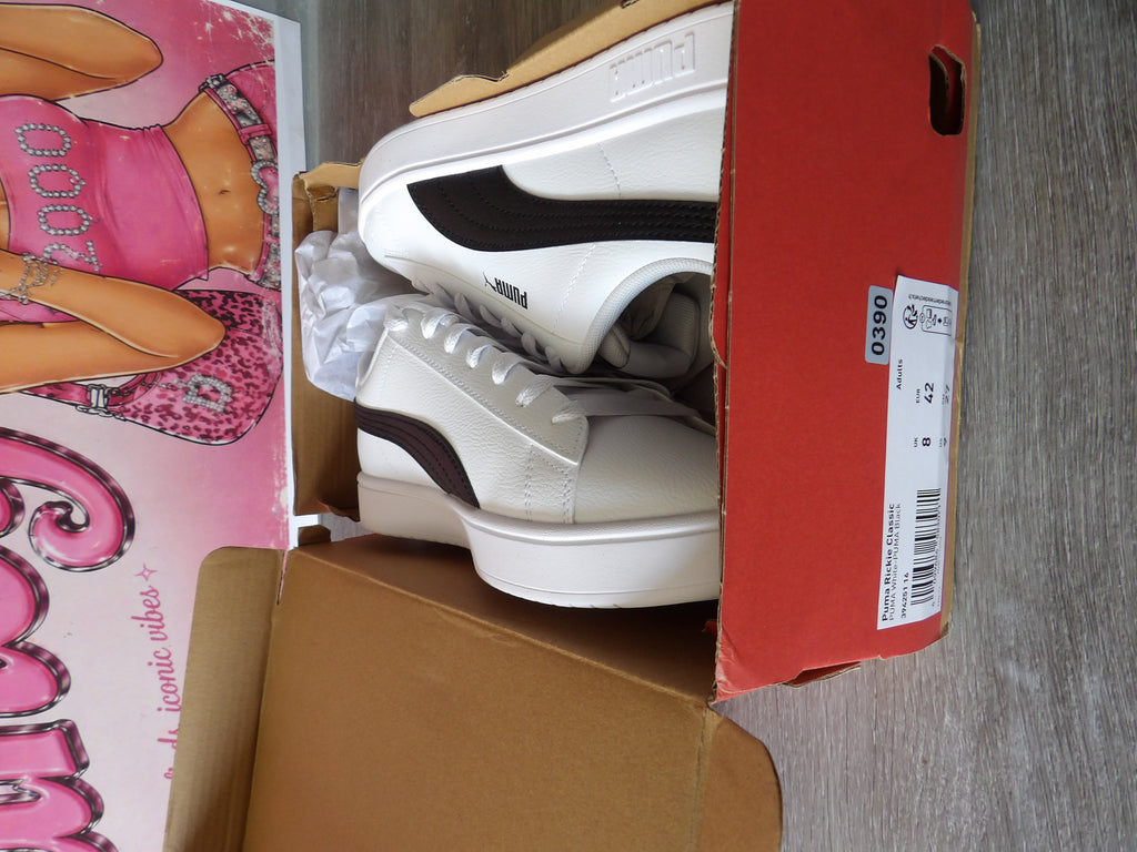 PUMA Rickie Classic Sneakers – White/Black (Size US 9)