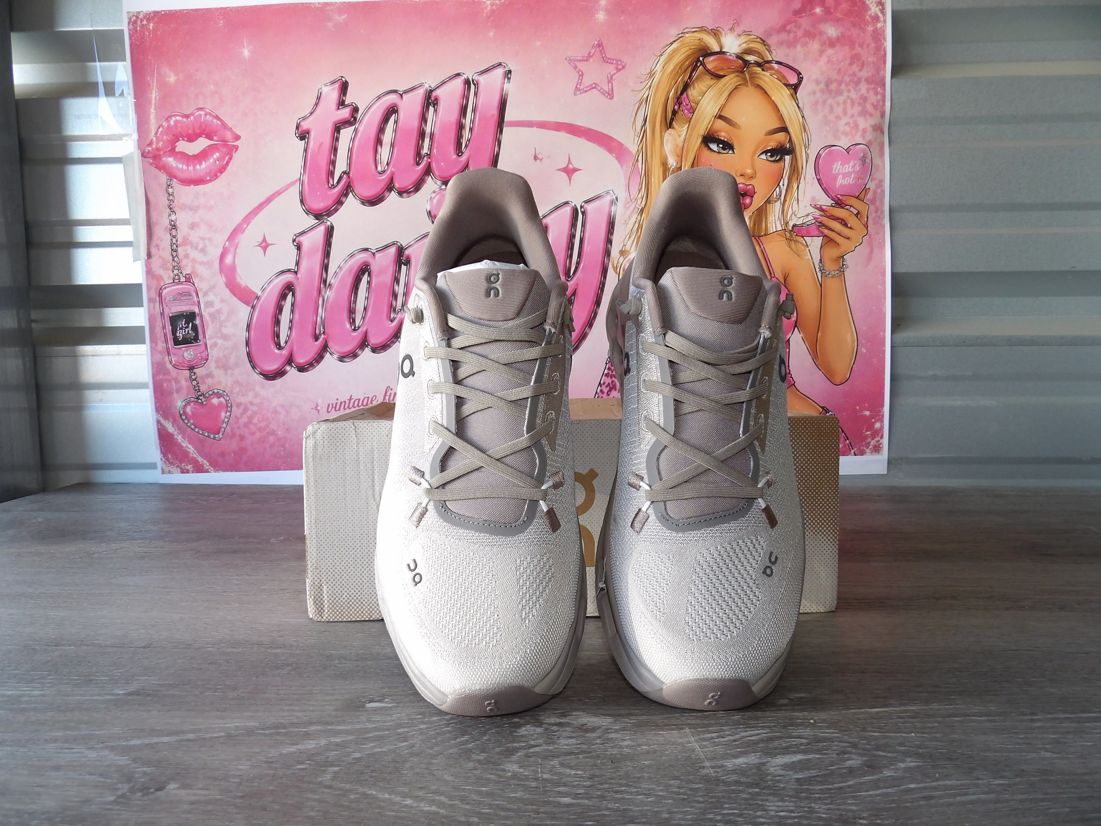 On Cloud Cloud Tilt – Light Brown (Size US 8.5)
