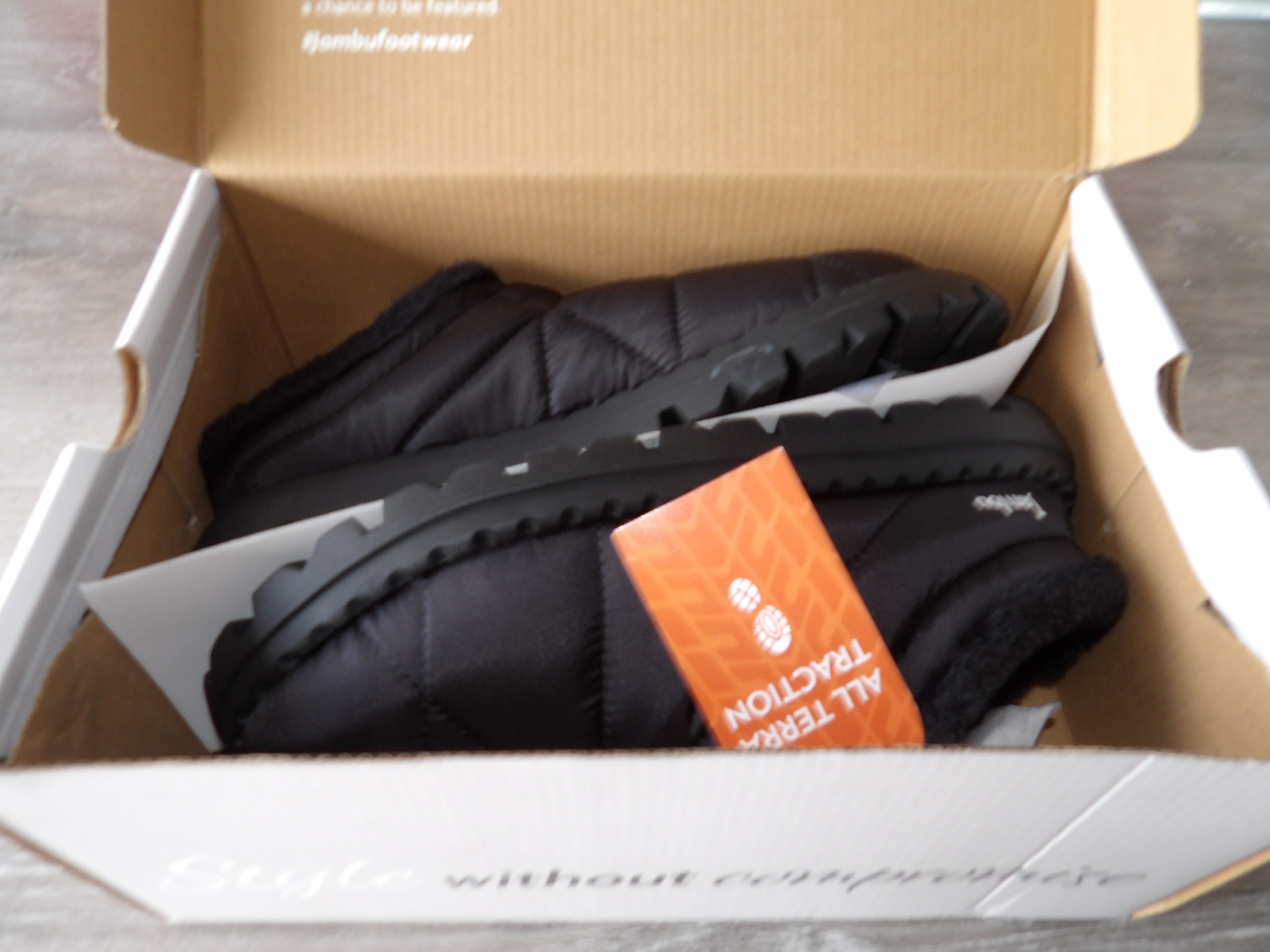 Jambu "Slush" Model Shoes – Black (Size US 10)