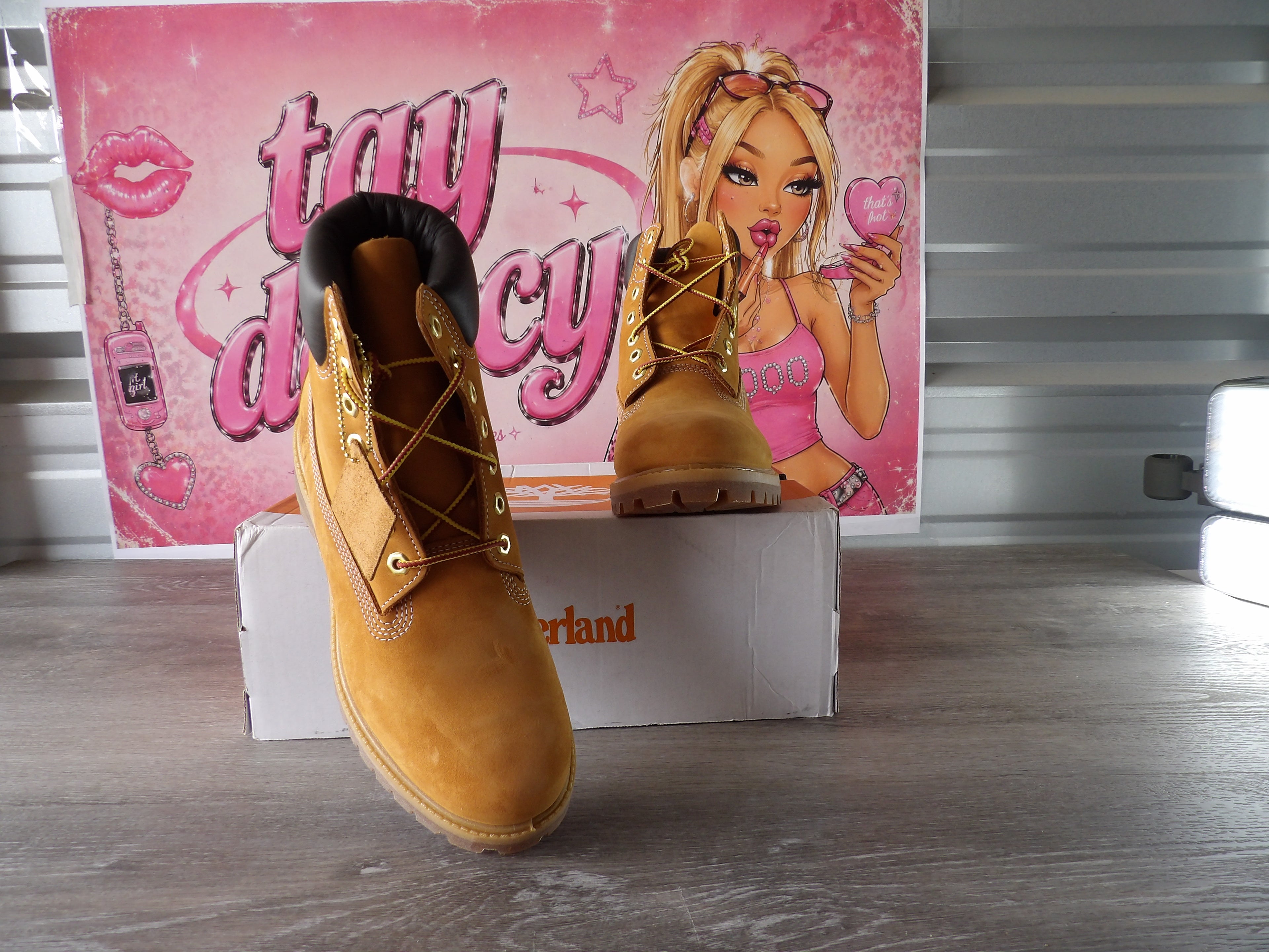 Timberland Premium 6-Inch Waterproof Boots – Wheat Nubuck (Size US 8)