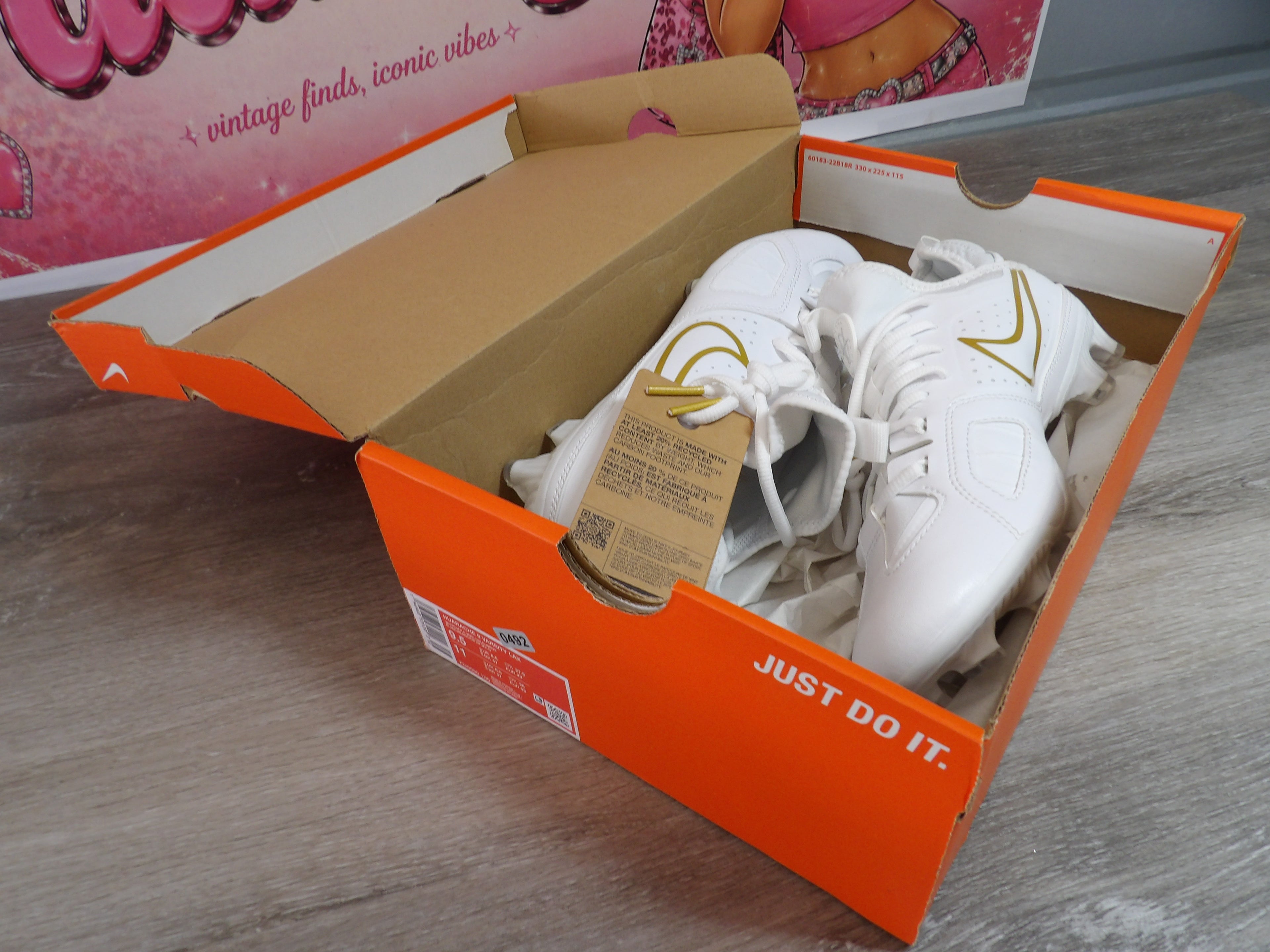 Nike Huarache 9 Varsity LAX Cleats – White/Gold (Size Men's 9.5, Women's 11)