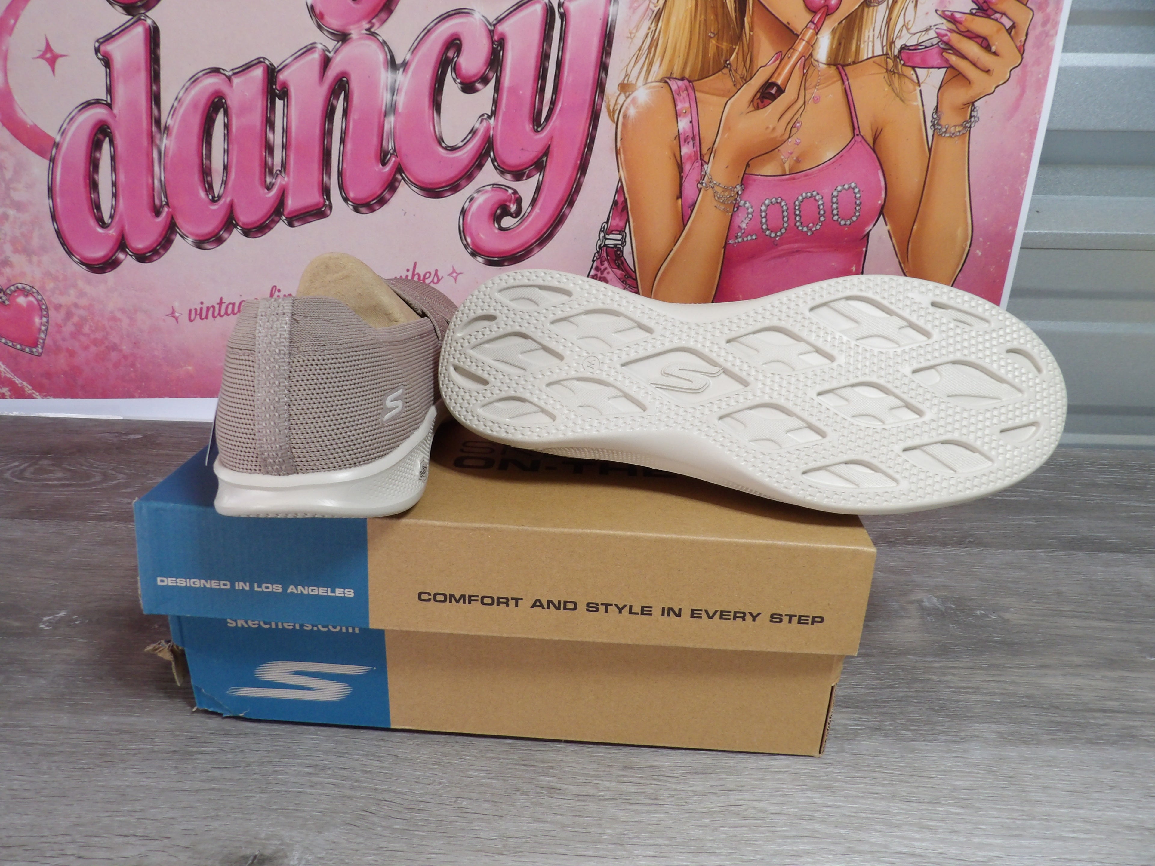 Skechers ON-THE-GO Go Step Lite - Lively - Taupe (Size US Women's 9W)