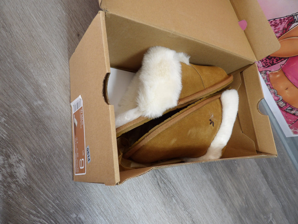 Koolaburra by UGG Women's Milo Slippers – Chesnut (Size US 9)