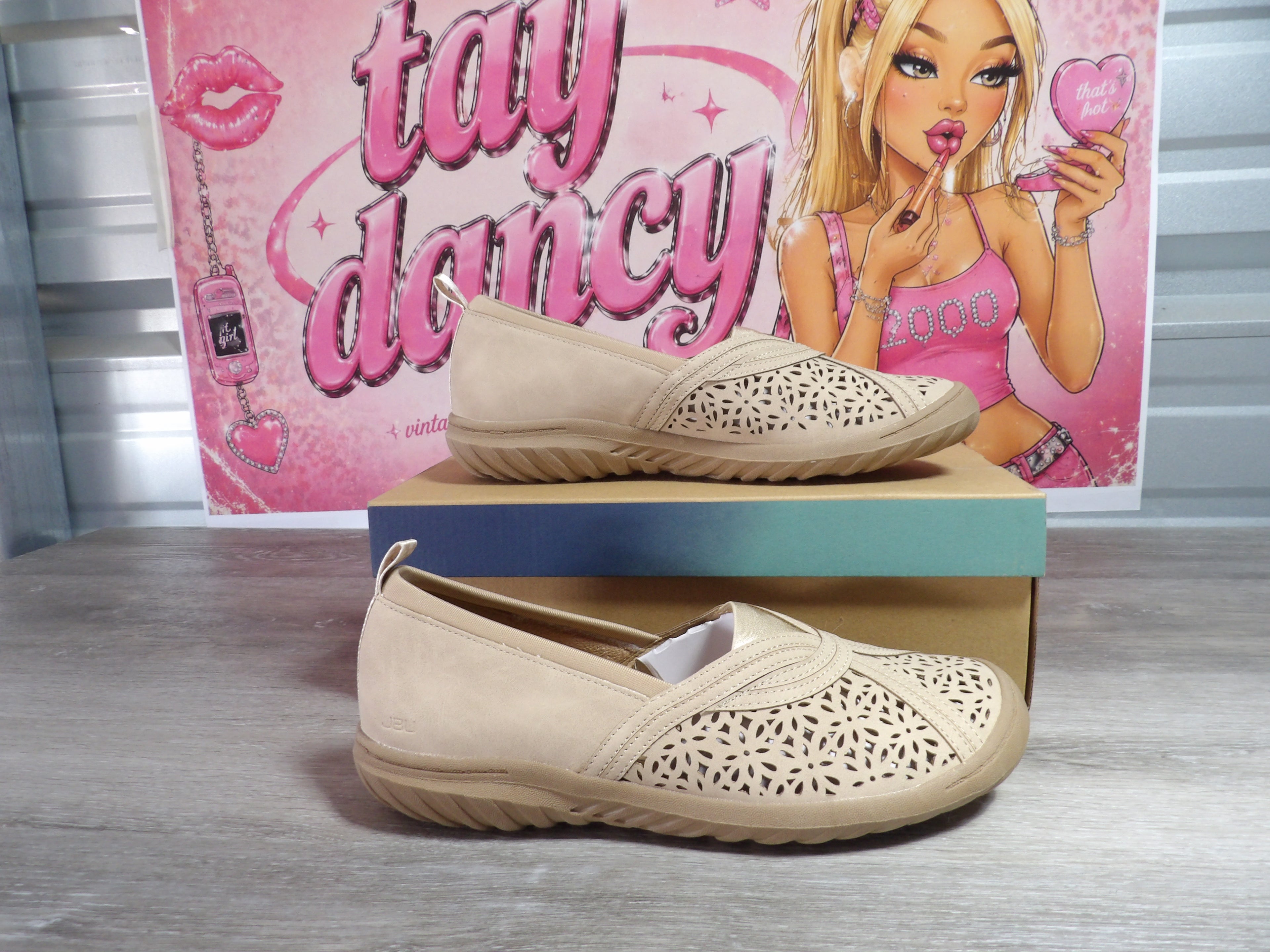 JBU Jambu Peony Women's Casual Shoes – Taupe (Size US 9)