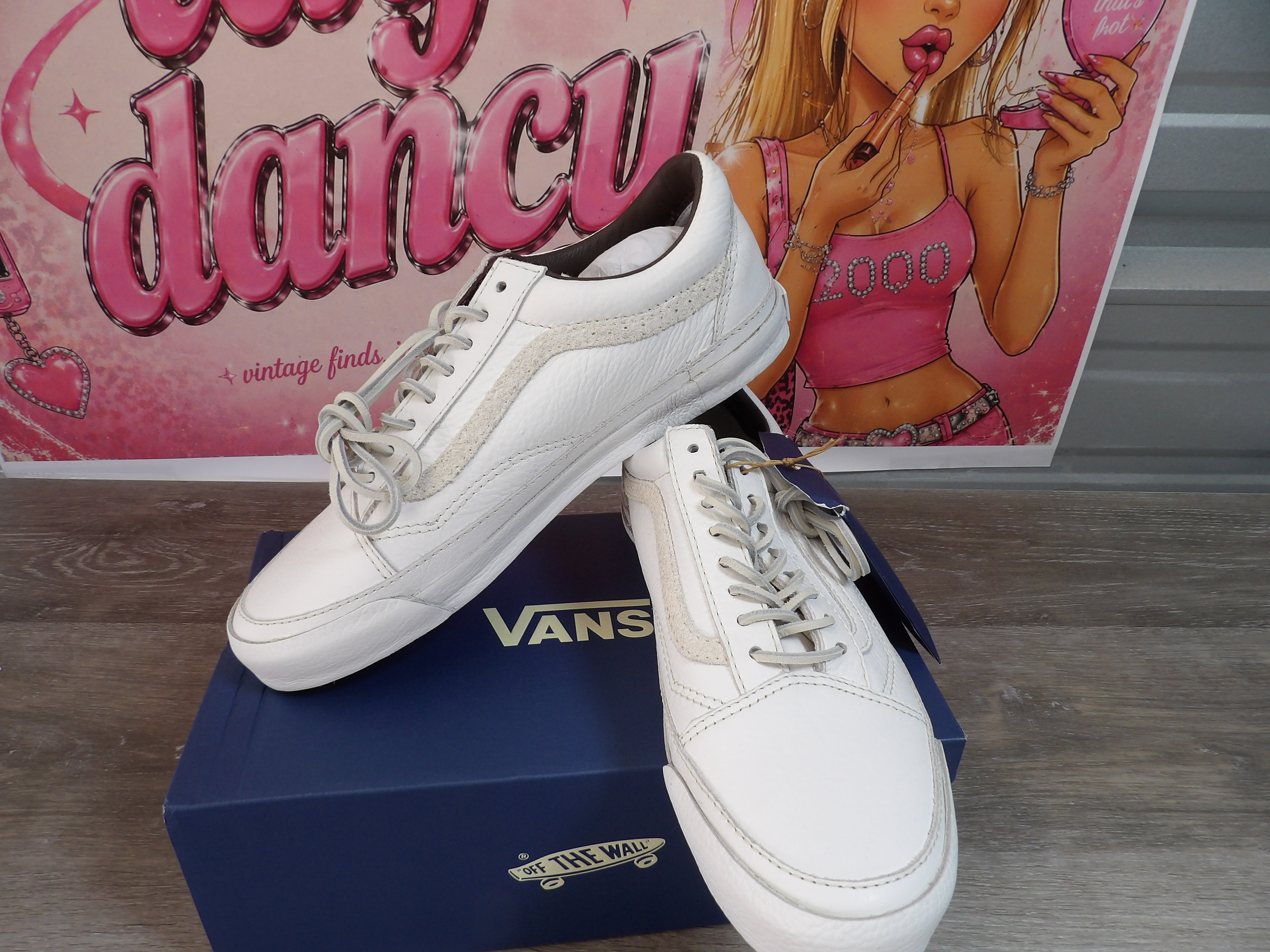 Vans LX Old Skool Sneakers – White (Size US Men's 11)