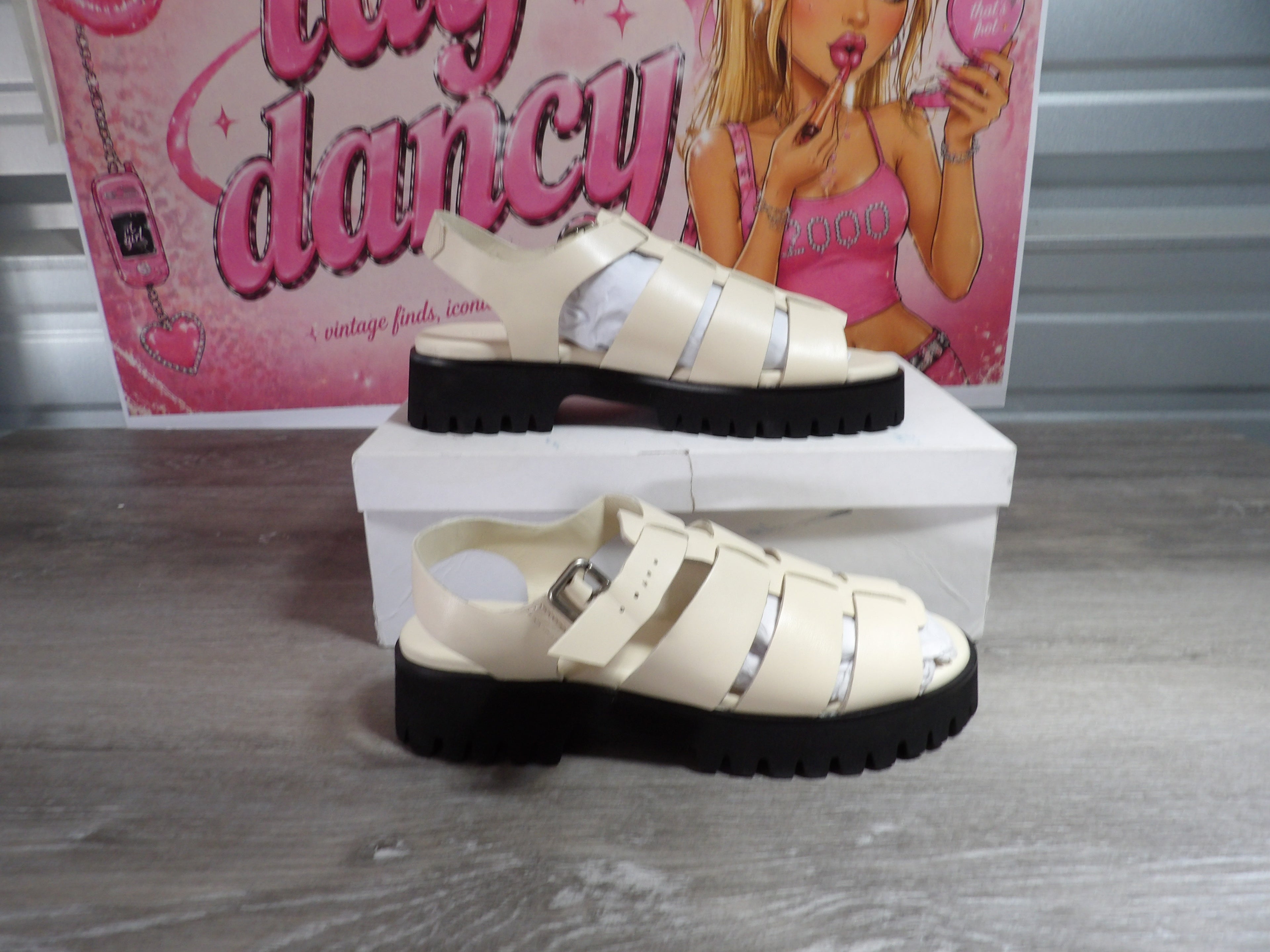 Quince Italian Leather Lug Sole Fisherman Sandals – Bone (Size US 9)