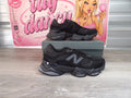 New Balance U9060BPM Sneaker – Black (Size US Men's 8.5)