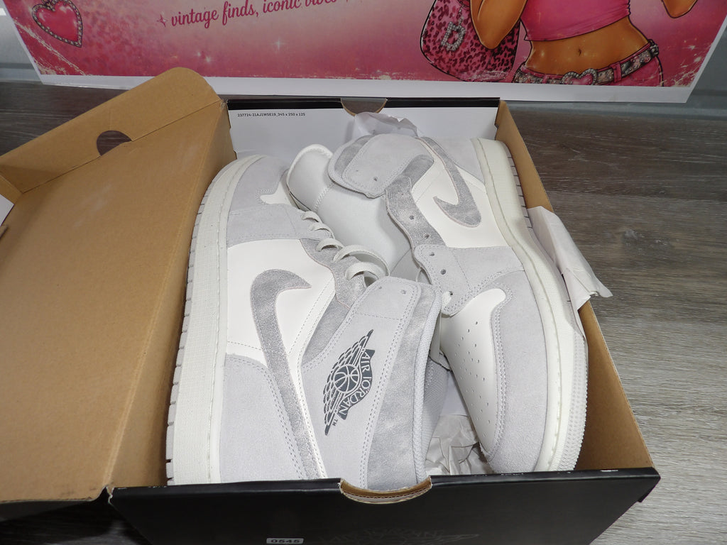 Nike Air Jordan 1 Mid SE – Grey/Smoke Grey (Size US 14)