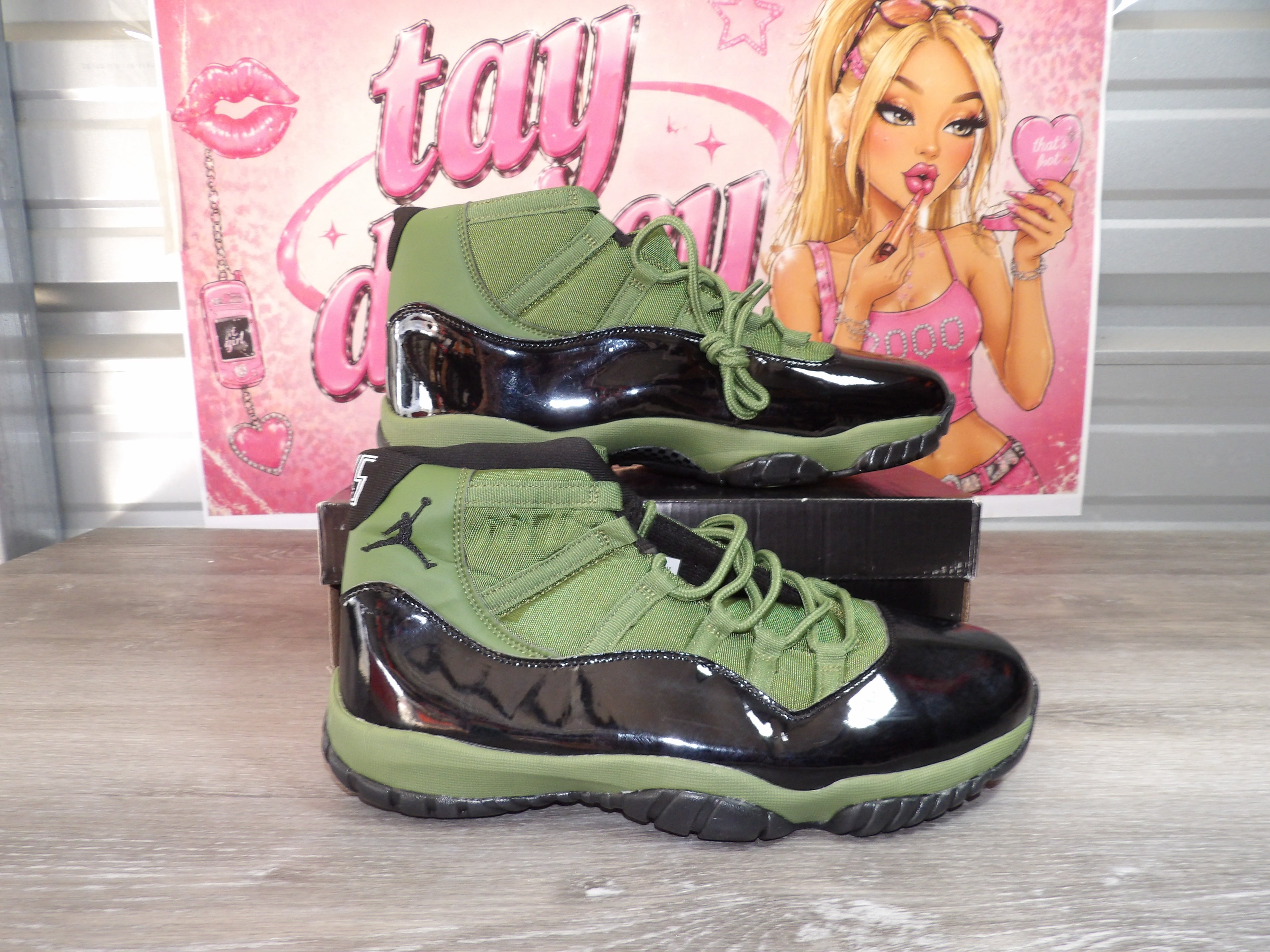 Nike Air Jordan 11 Retro – Black/Green (Size US 13)