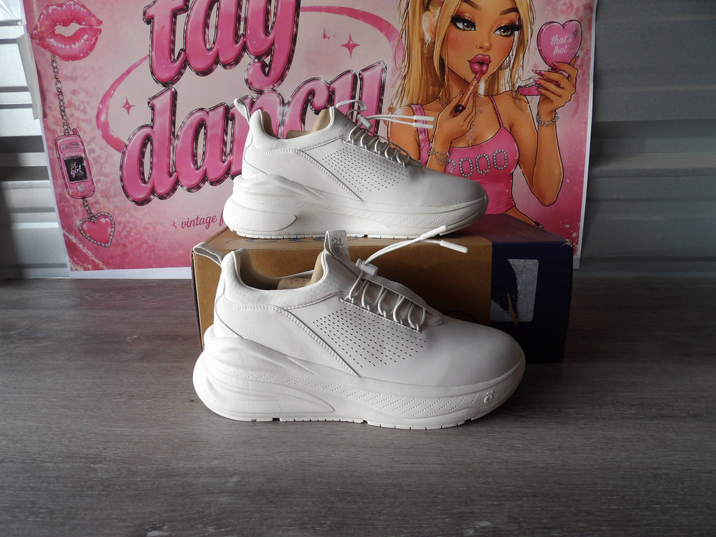 Clove Women's Forte Sneakers – Brilliant White (Size US 10)