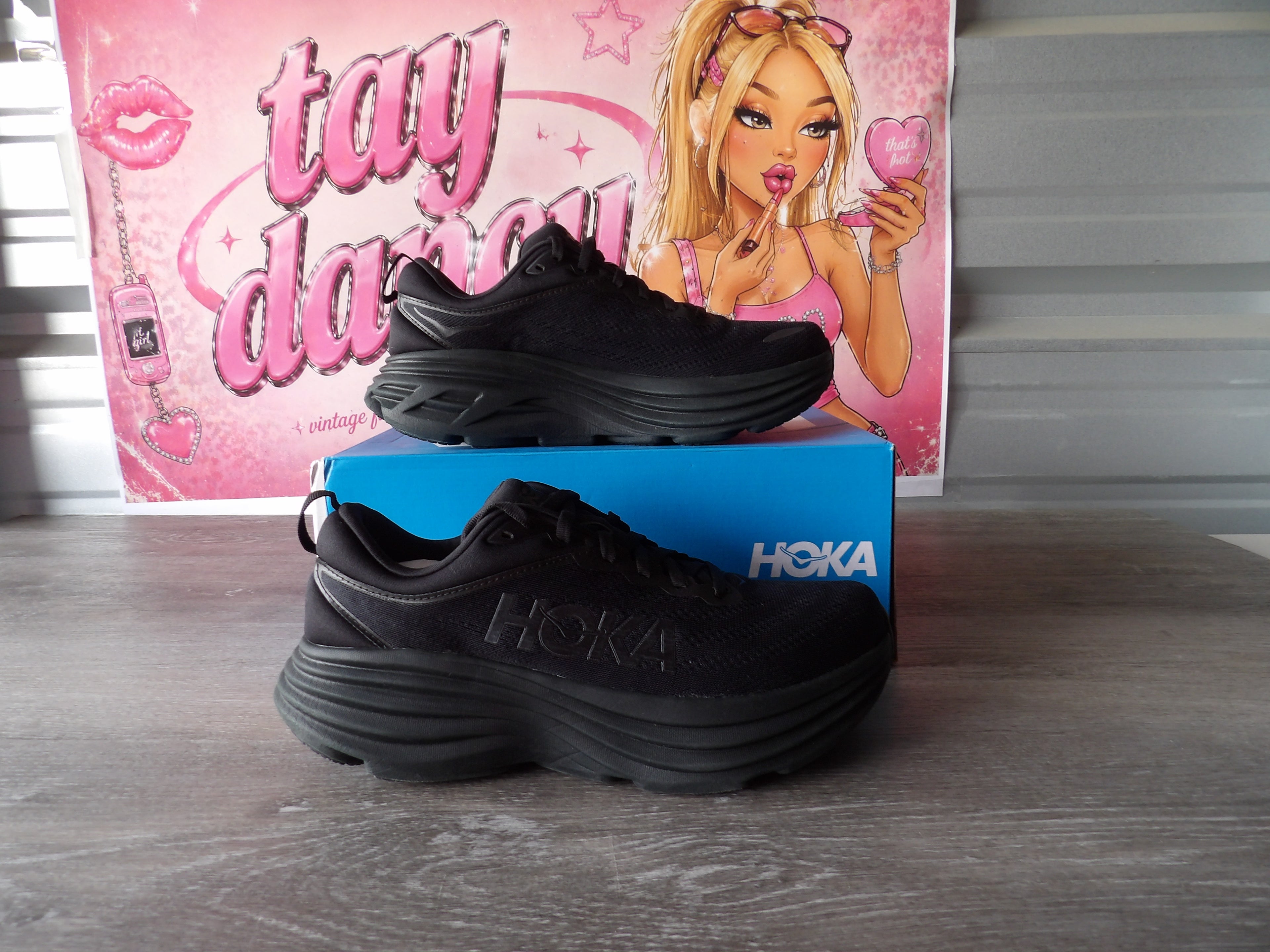 HOKA Bondi 8 Running Shoes – Triple Black (Size US 9)