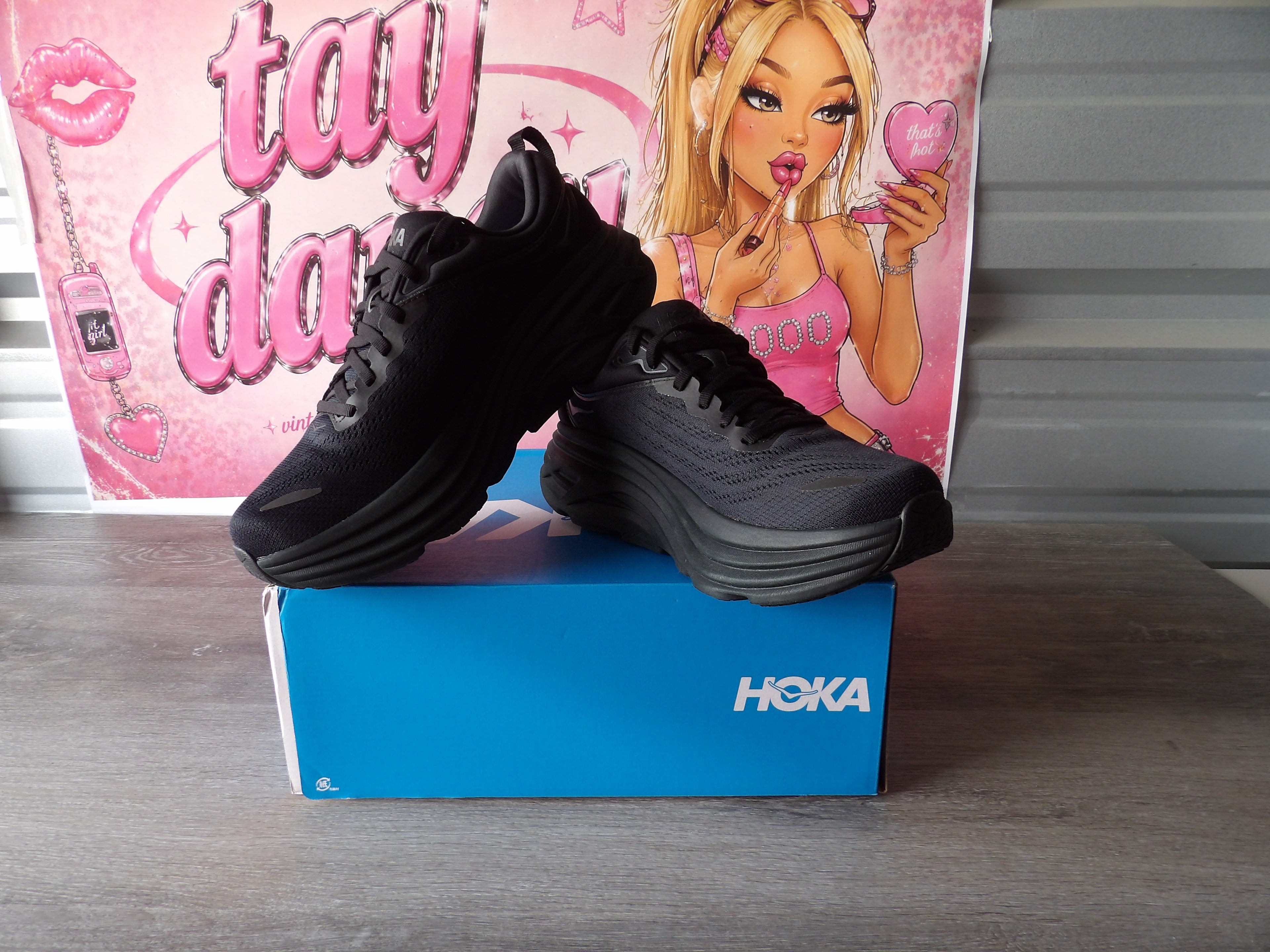 HOKA Bondi 8 Running Shoes – Triple Black (Size US 9)