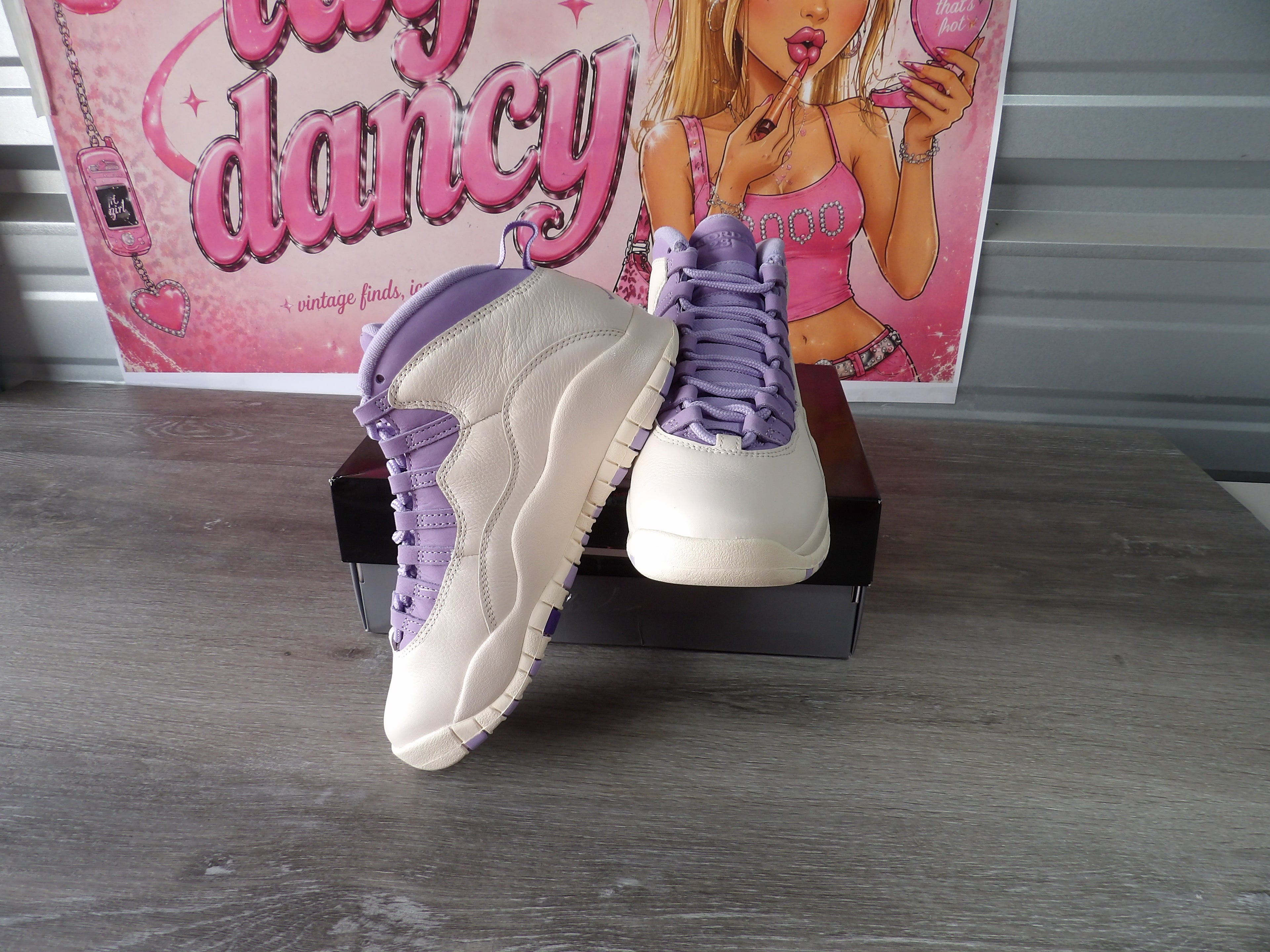Nike Women's Air Jordan 10 Retro – Chalk/Hydrangea/Wild Grape (Size US 8)