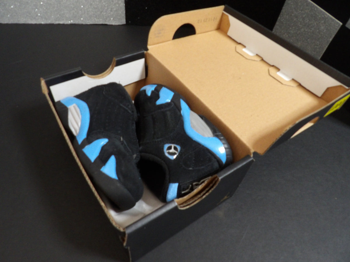 Jordan Retro - Black With Baby Blue Outline (Youth 14)