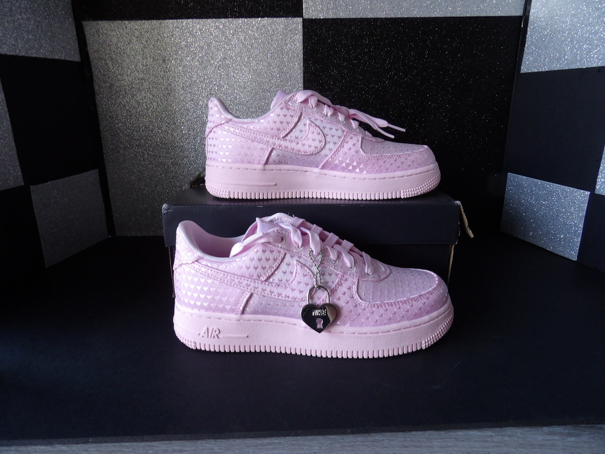 Nike Air Force 1- Pink (US 6W)