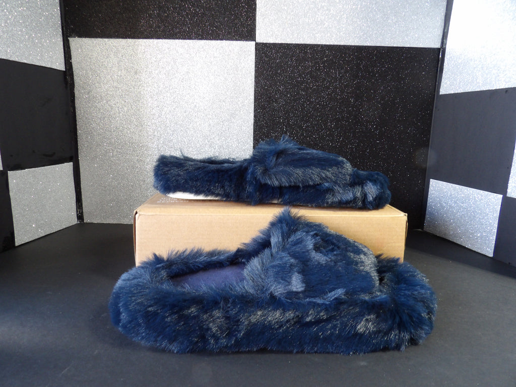 Chantomoo Slippers- Blue (US 7.5M 9W)
