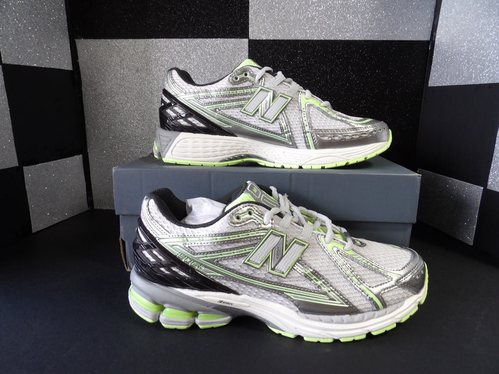 New Balance 1906R- Silver,Green  (US 10M 11.5W)