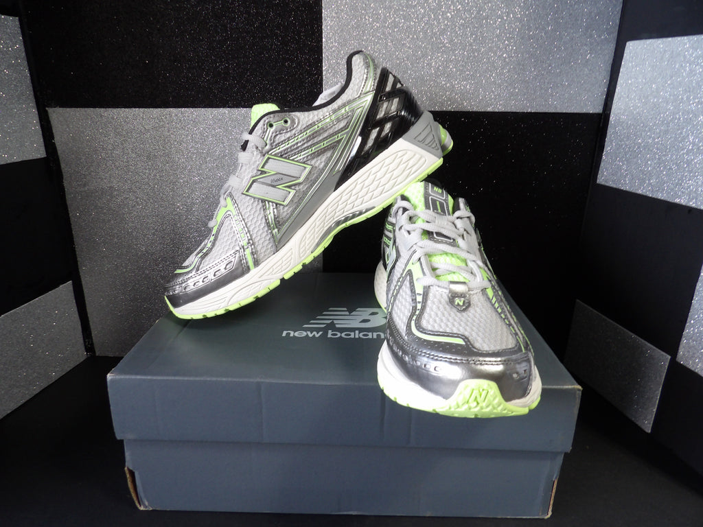 New Balance 1906R- Silver,Green  (US 10M 11.5W)