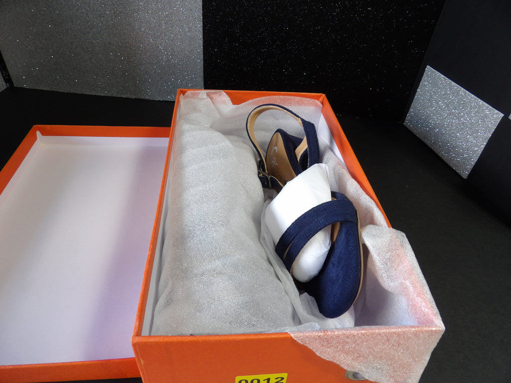 Grace Every Step Castamere- Blue (US 6W)