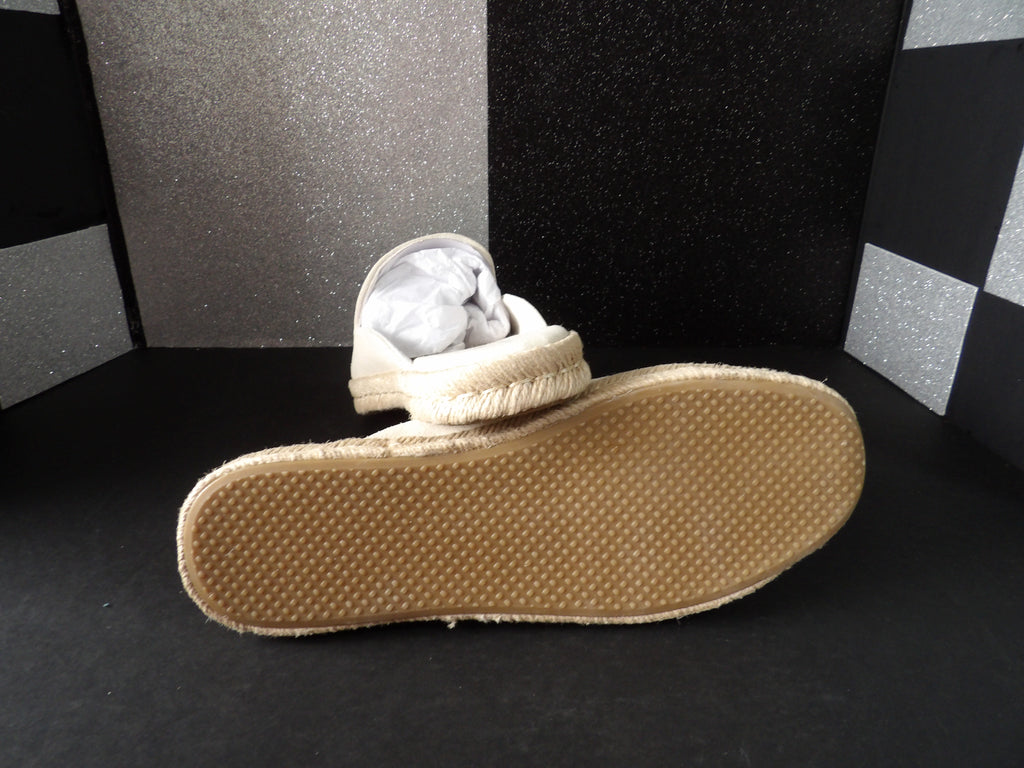 Toms Santiago Mule- Cream (US 10W)