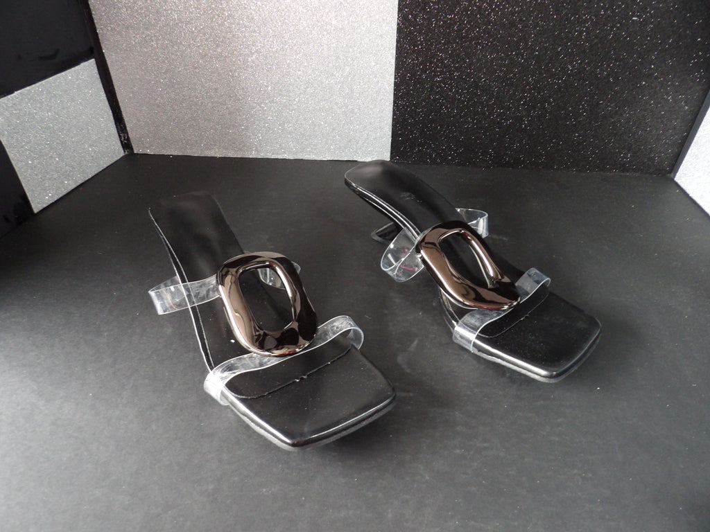 Black Heel With Gold Buckle (US 7.5W)