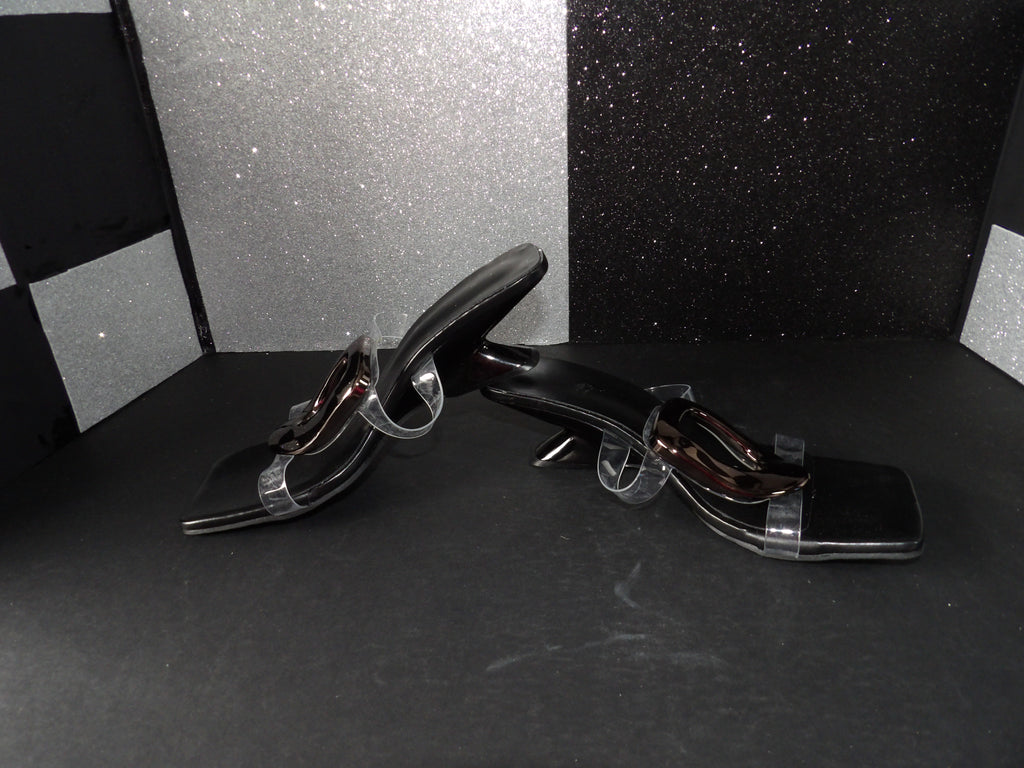 Black Heel With Gold Buckle (US 7.5W)