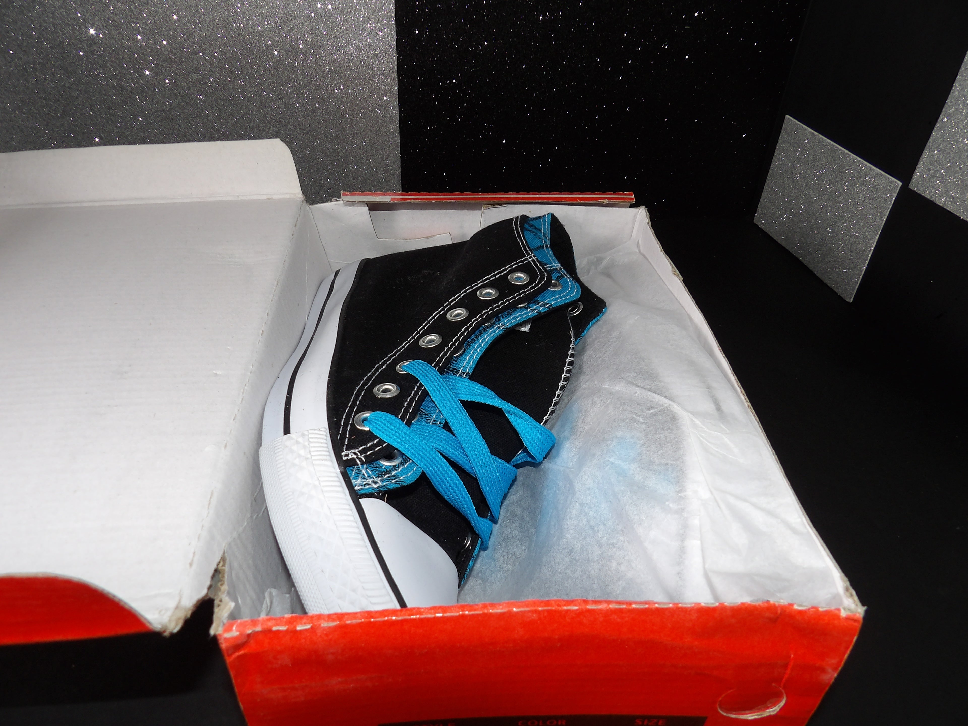 Collectio'O H-6051 High-Top Sneakers – Black/Turquoise (Size US 7)