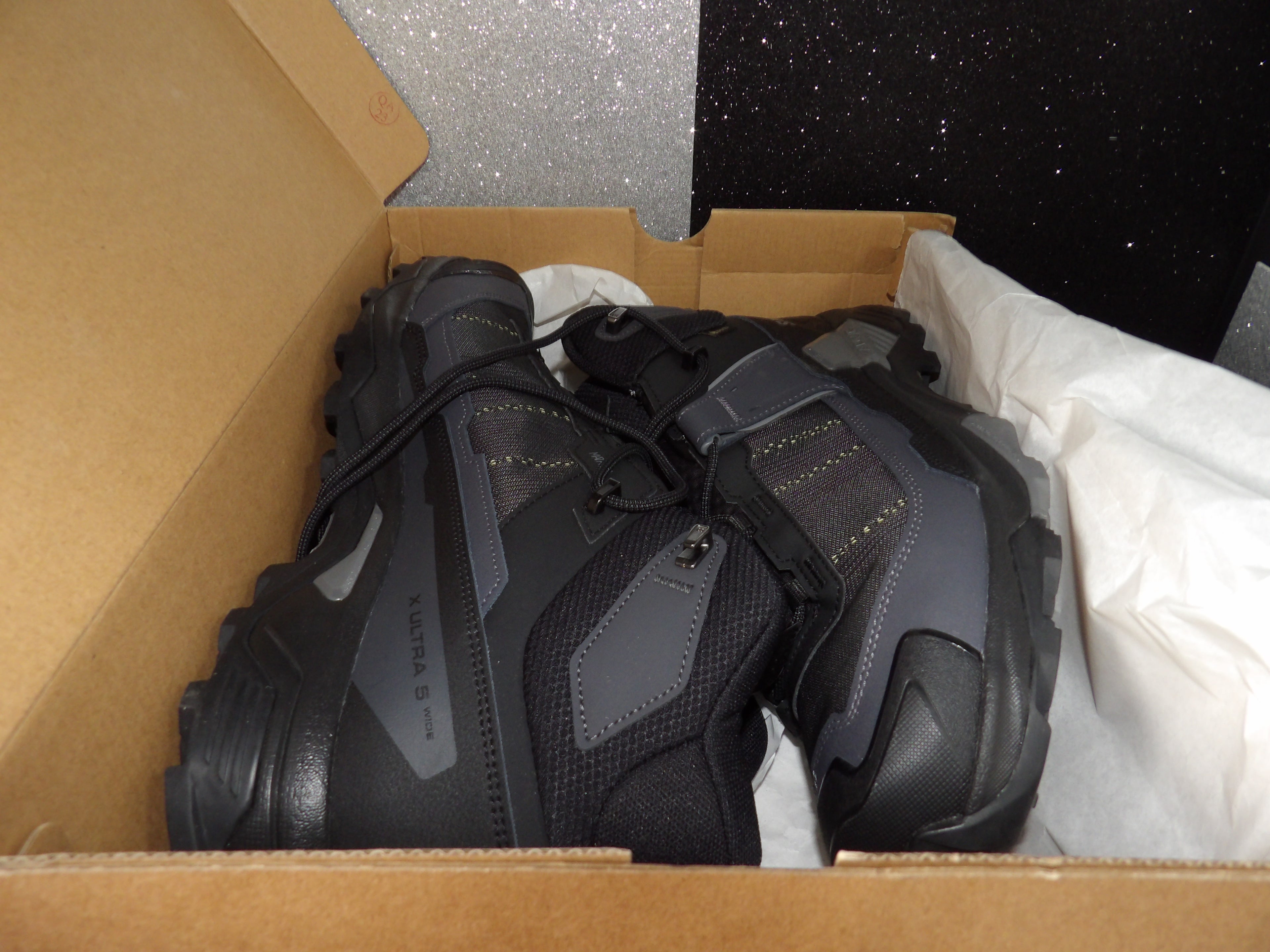 Salomon X Ultra 5 Mid Wide GTX - Black (Size US Men's 12 Extra Wide Width)