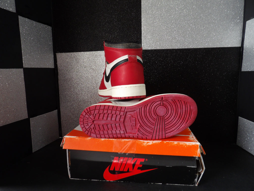 Nike Air Jordan 1 Retro High OG "Lost & Found" - Red (Size US Youth 4)