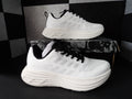 (Size US Women's 8)