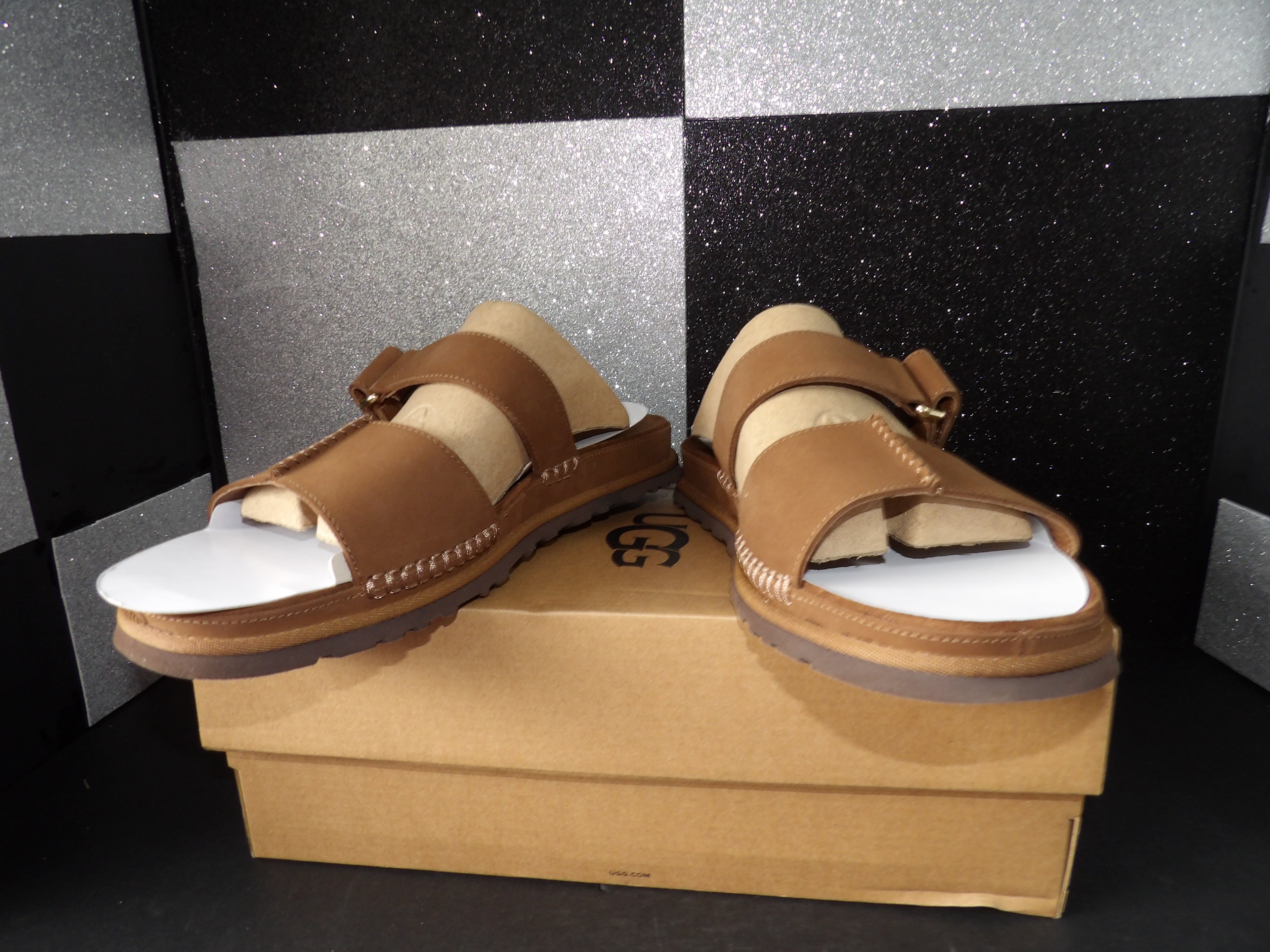 UGG Goldengaze- Brown (US 10W)