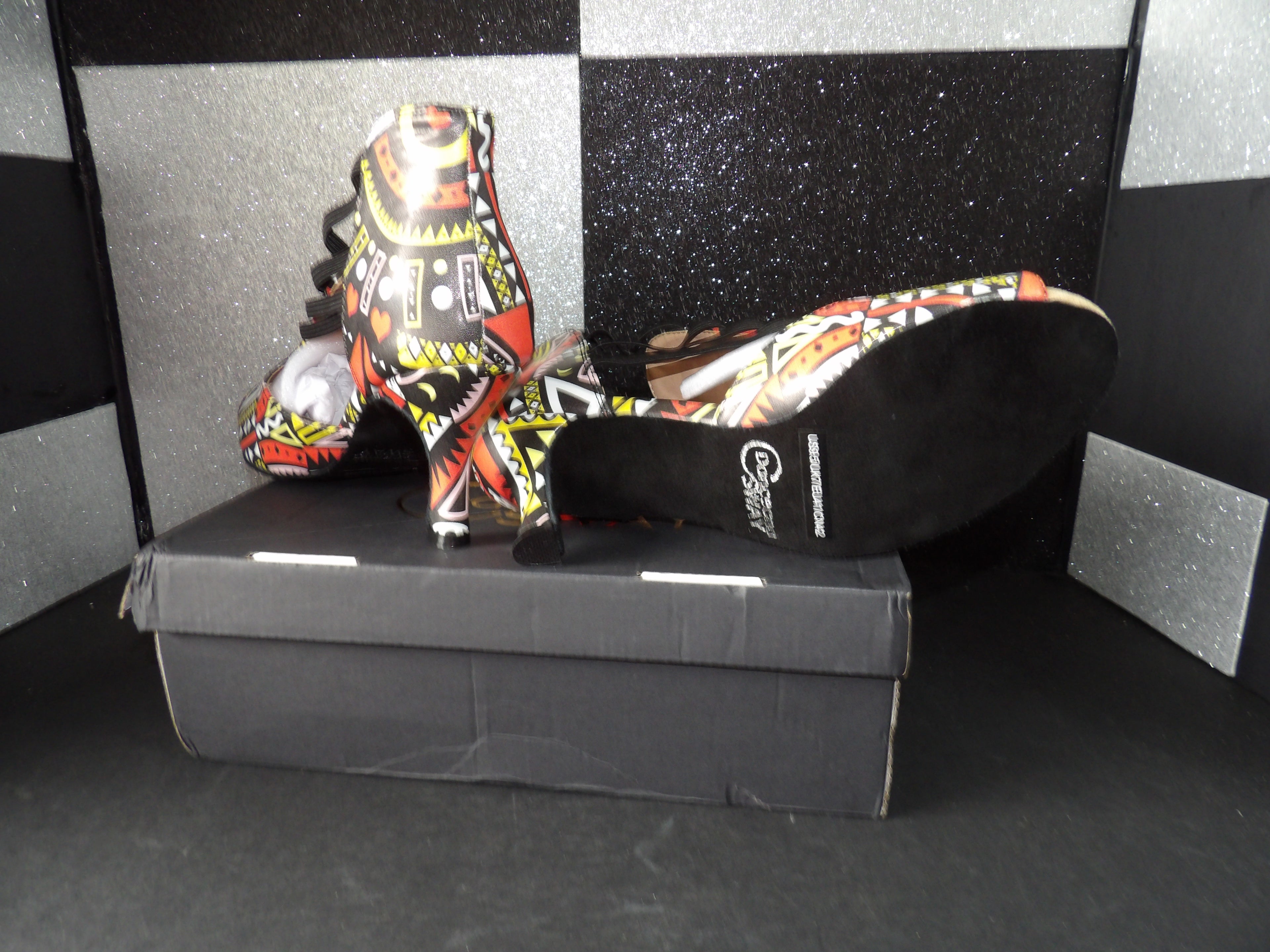 DANCE AND SWAY Heel- Black, Red, Yellow (US 9.5W)