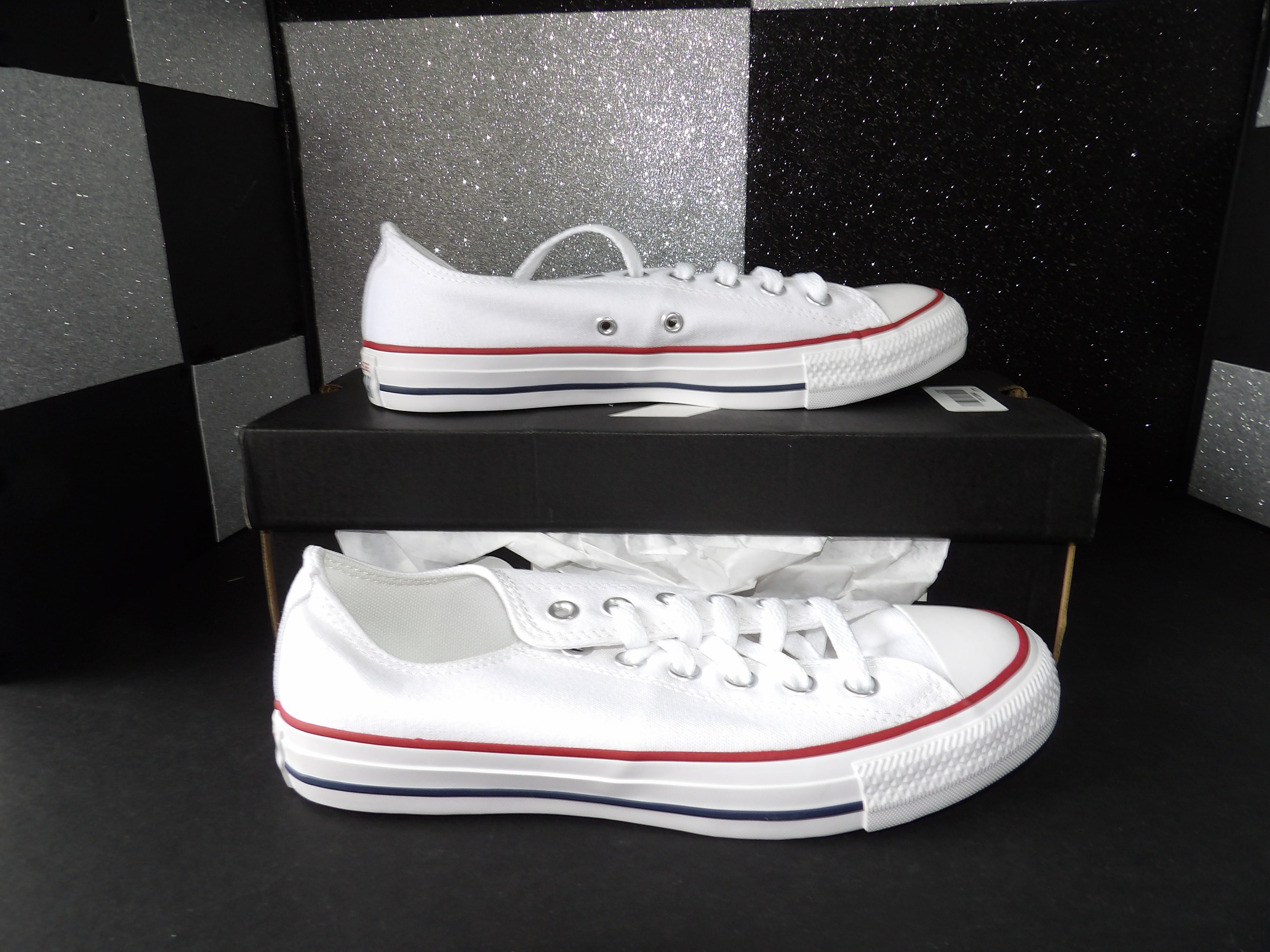 Converse All Stars- White (US 8.5)