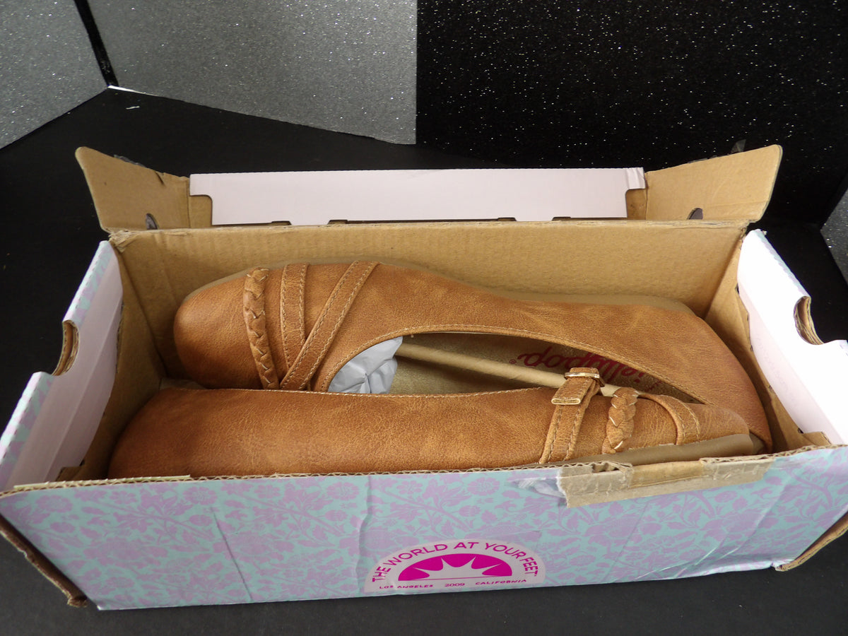 Jellypop Distressed Flats - Tan (Size US Women's 7.5)