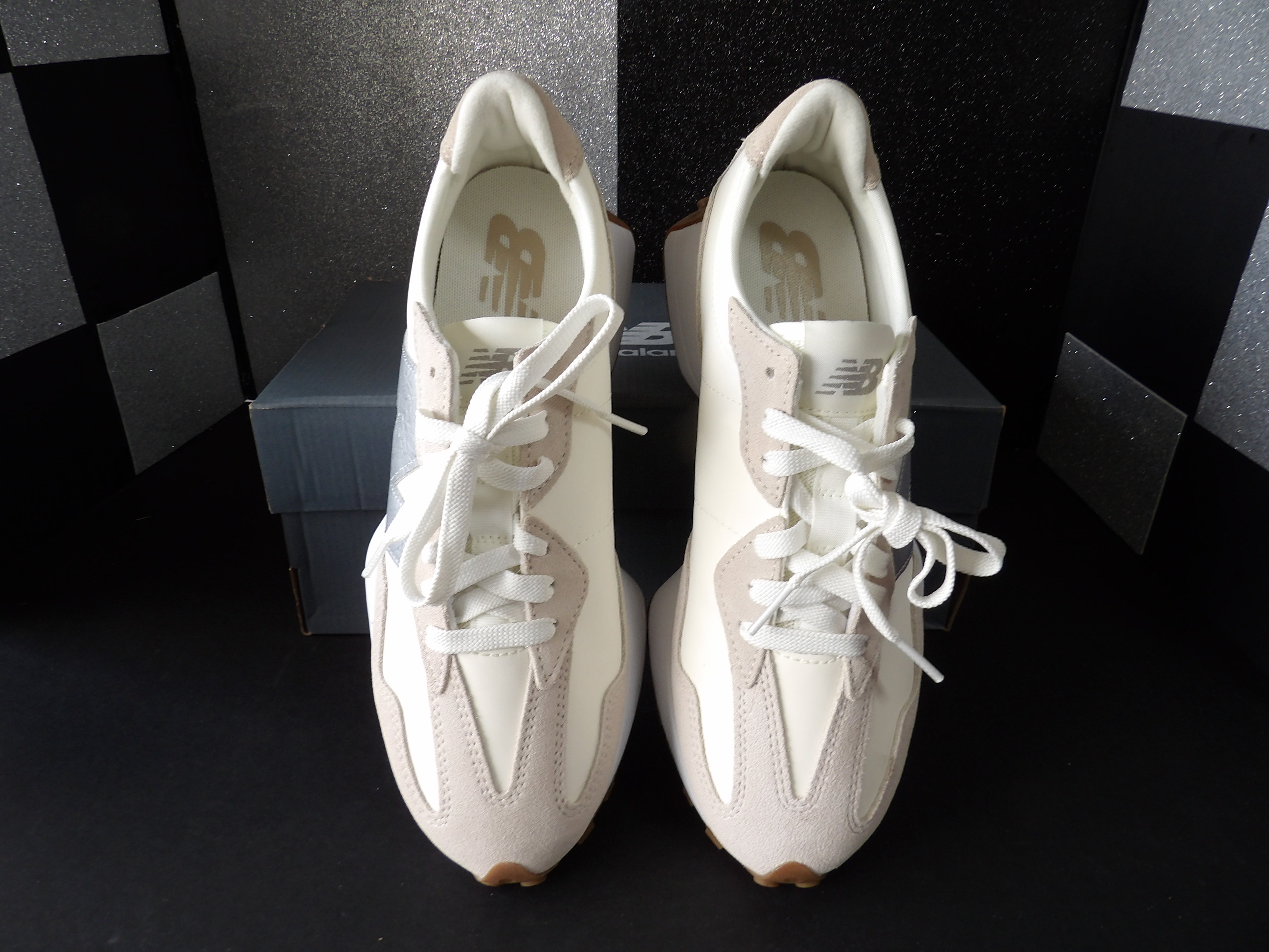 New Balance 327 - Cream/Silver (Size US Women's 10)