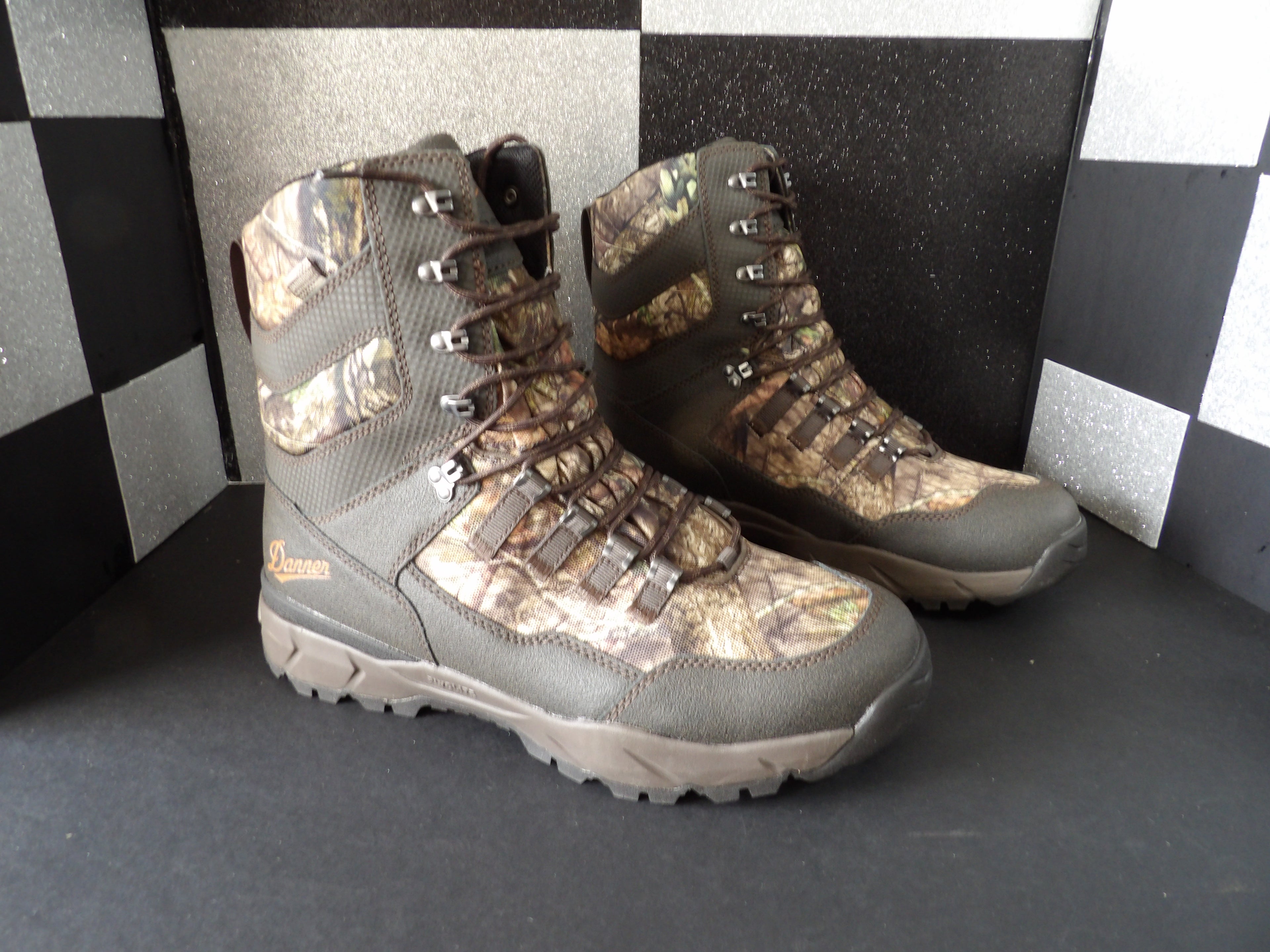 Danner Vital 8" Hunting Boots - Realtree Camo/Brown (Size US Men's 12)
