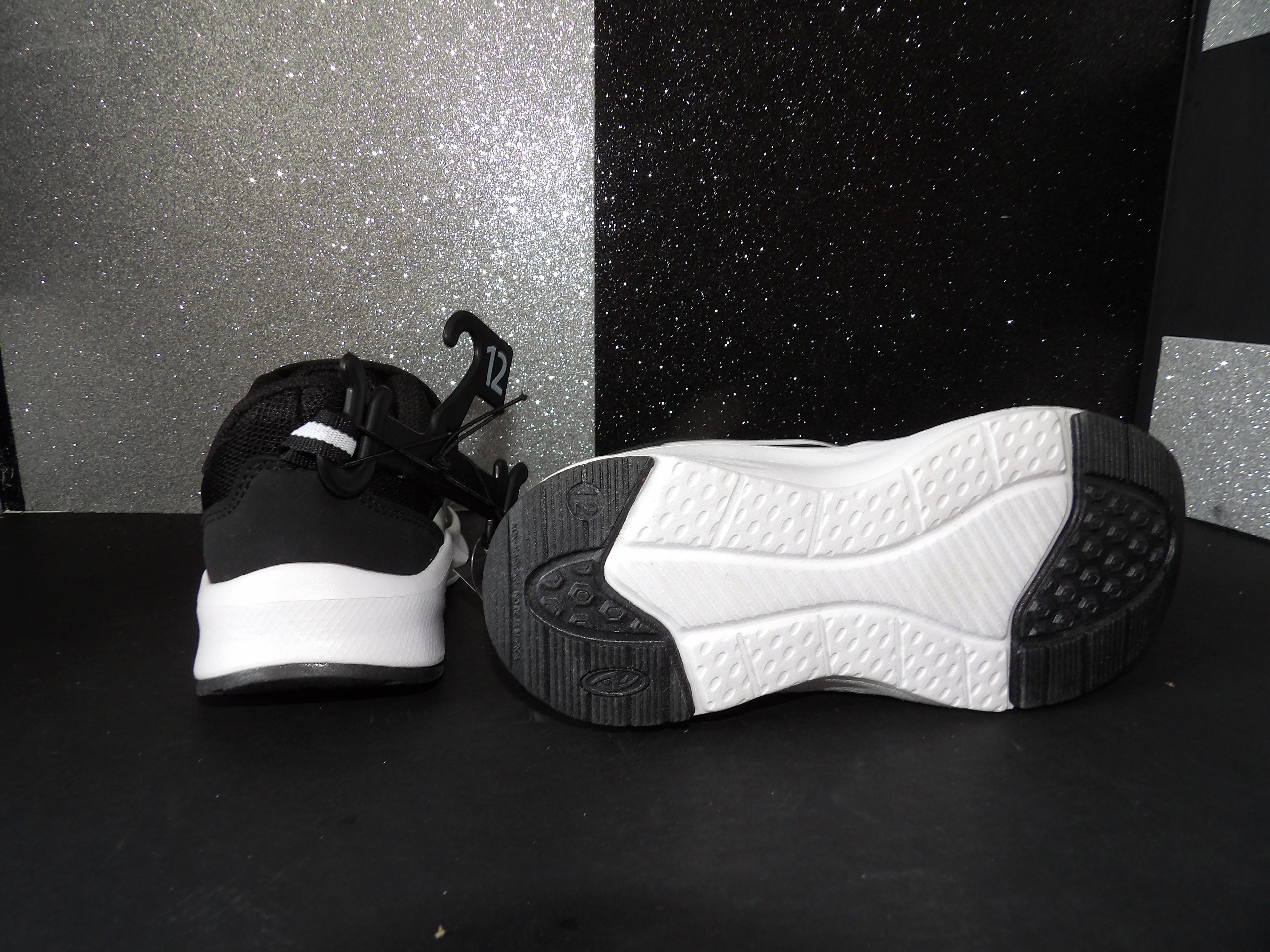 Athletic Works Toddler Girls Athletic Sneakers - Black/White (Size US Toddler 12)