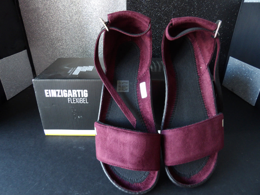 Leguano Jara Barefoot Sandals - Bordeaux (Size US Women's 8.5, EU 39)