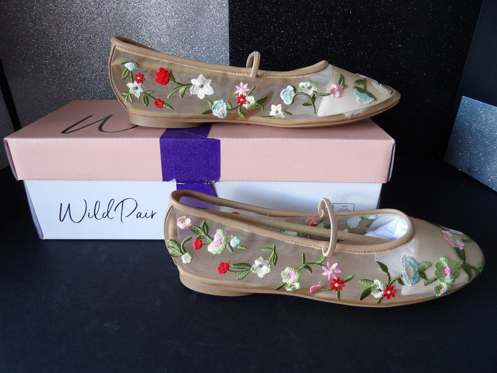 Wild Pair August Floral Embroidered Mesh Ballet Flats - Nude (Size US Women's 7)