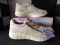 Sketchers Zip Stride- Cream (US Women's 9)