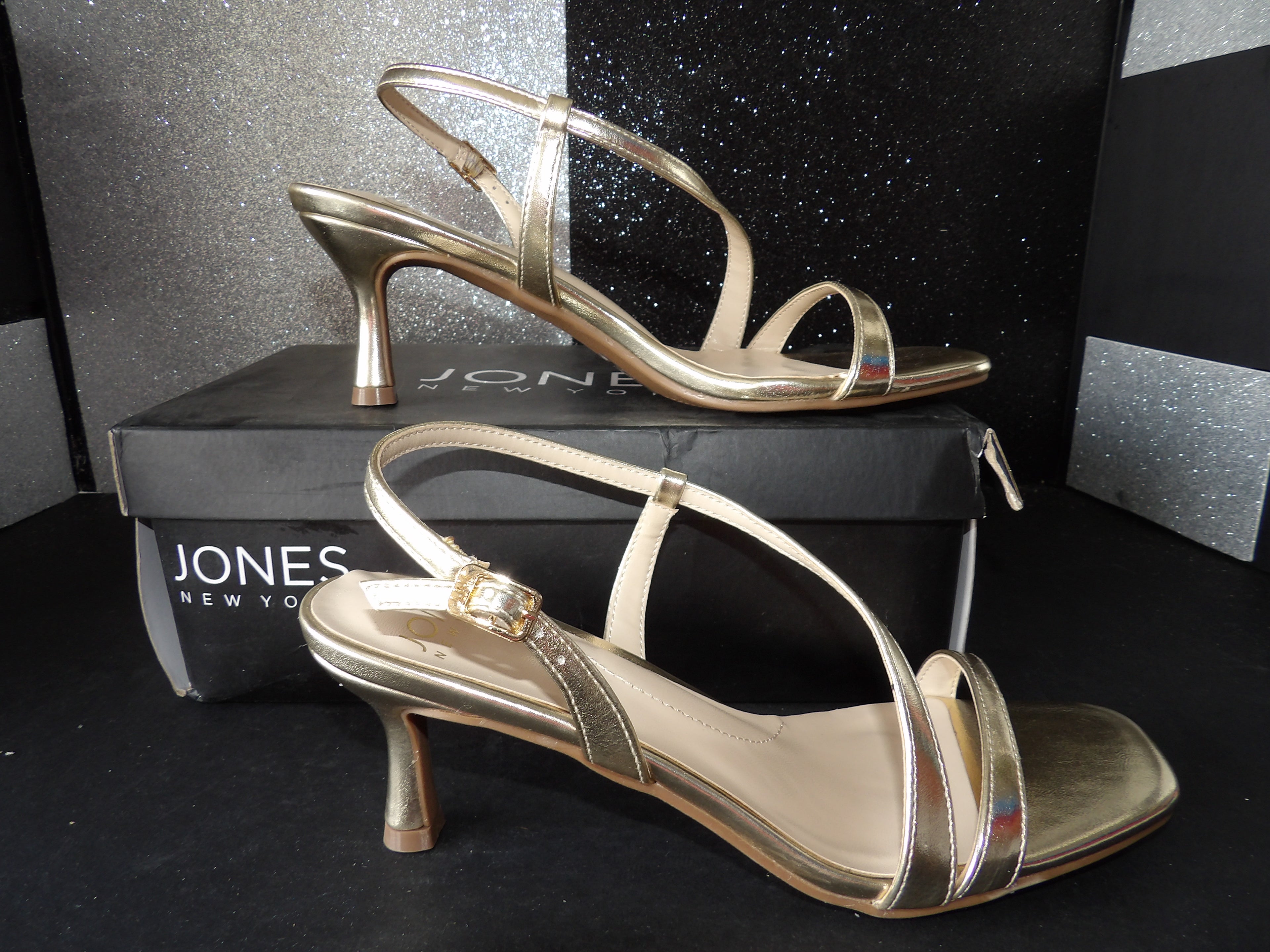 Jones New York Maryla Heels- Gold (US Women's 7)