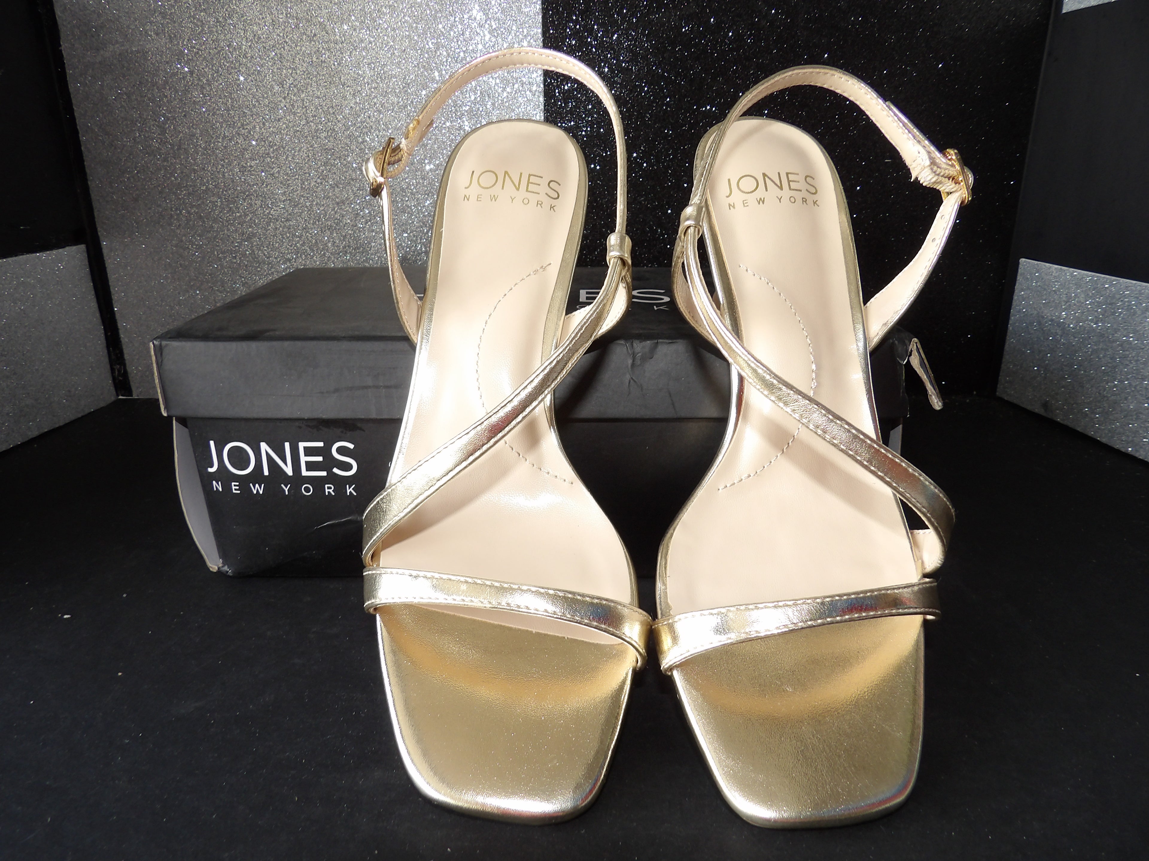 Jones New York Maryla Heels- Gold (US Women's 7)