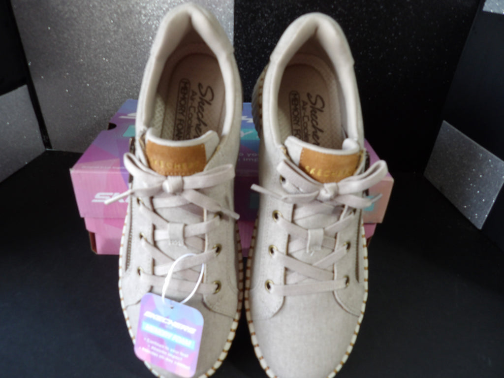 Skechers Zip Stride Platform Sneakers – Natural (Women's US Size 9)