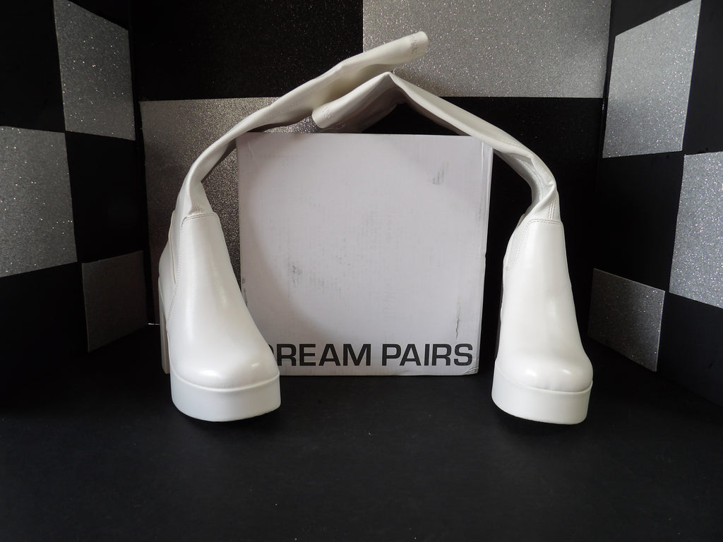 Dream Pairs Platform Ankle Boots – White (Women's US Size 6)